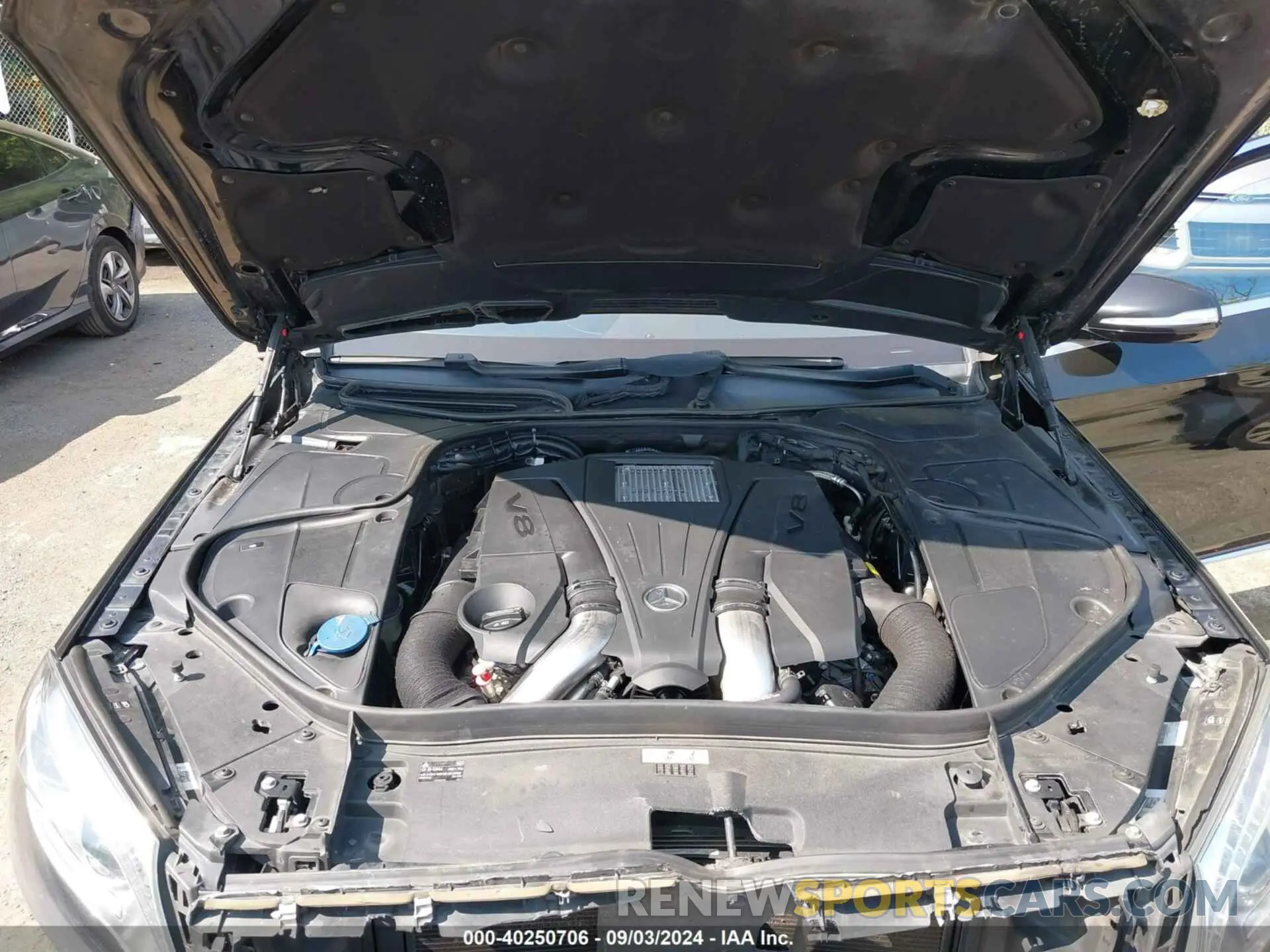10 Photograph of a damaged car WDDUG8CB9FA133969 MERCEDES-BENZ S 2015