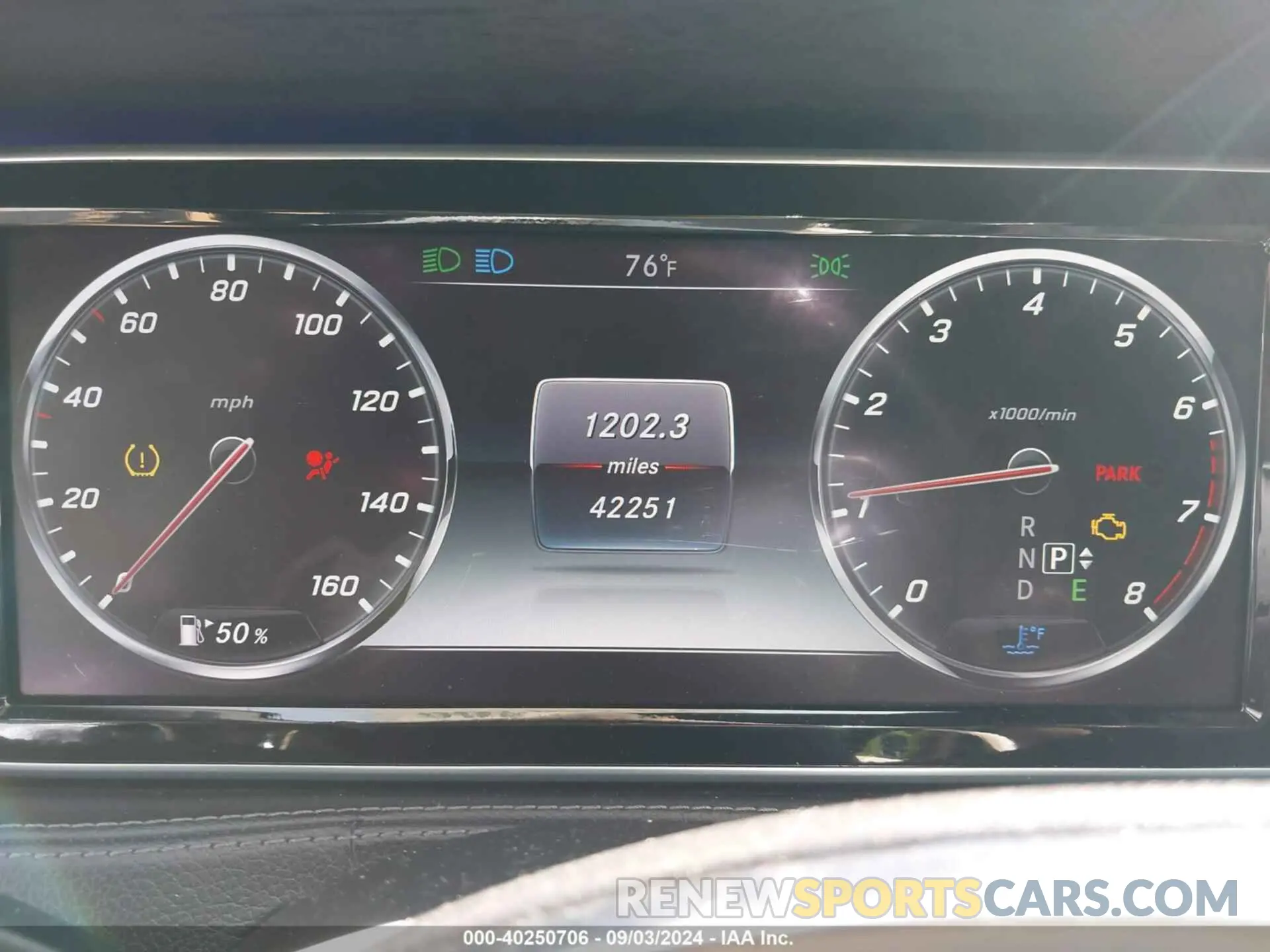 7 Photograph of a damaged car WDDUG8CB9FA133969 MERCEDES-BENZ S 2015