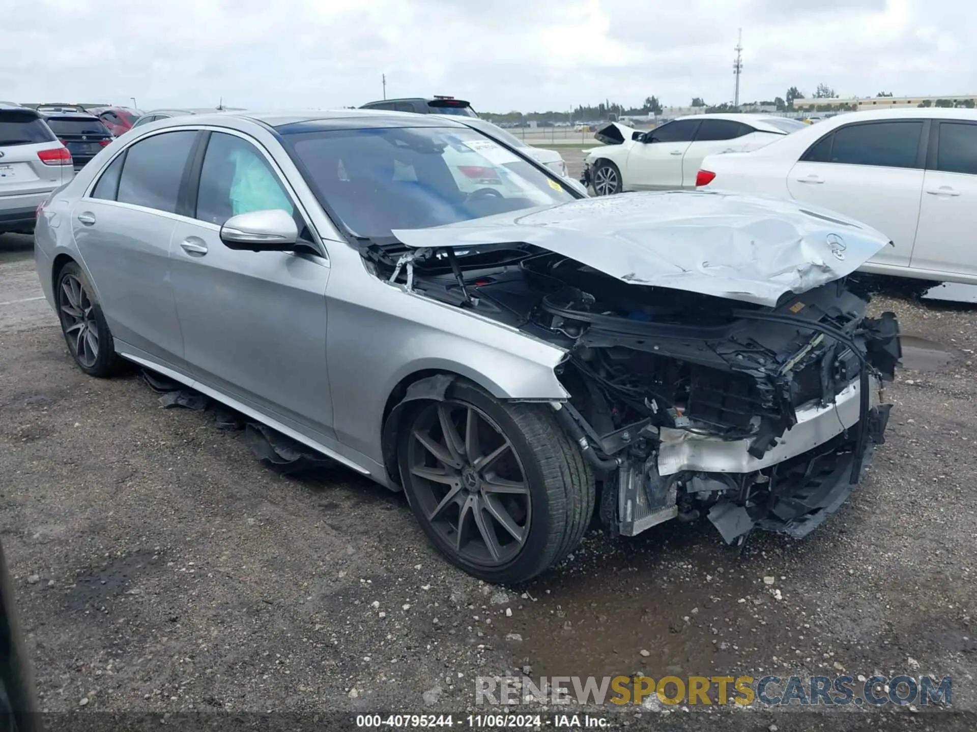 1 Photograph of a damaged car WDDUG8DB4LA524151 MERCEDES-BENZ S 2020
