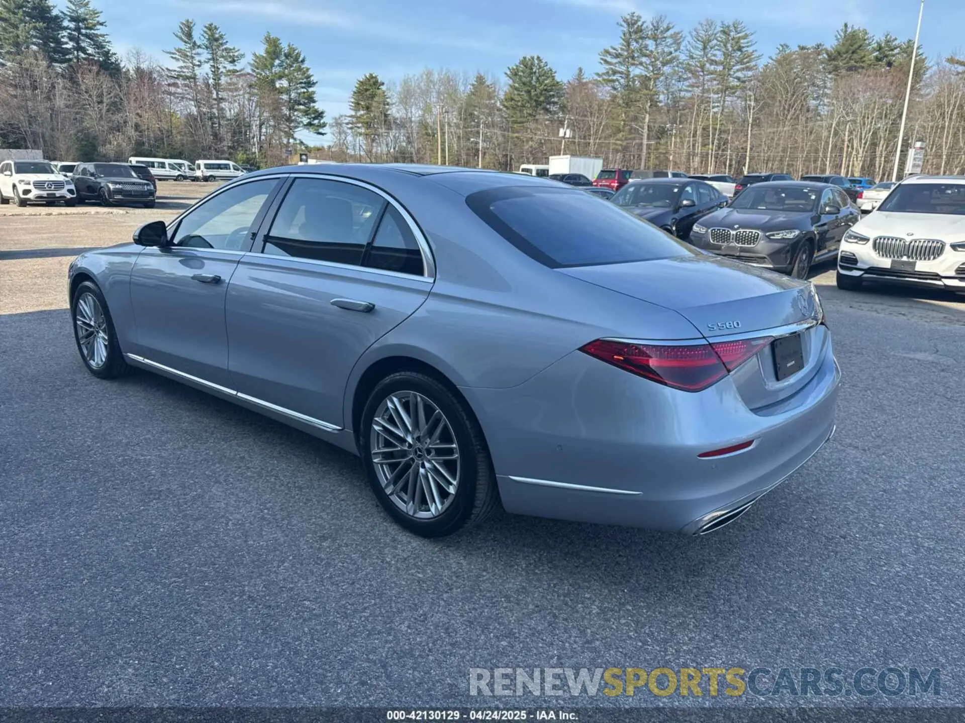 3 Photograph of a damaged car W1K6G7GB5NA078108 MERCEDES-BENZ S 2022