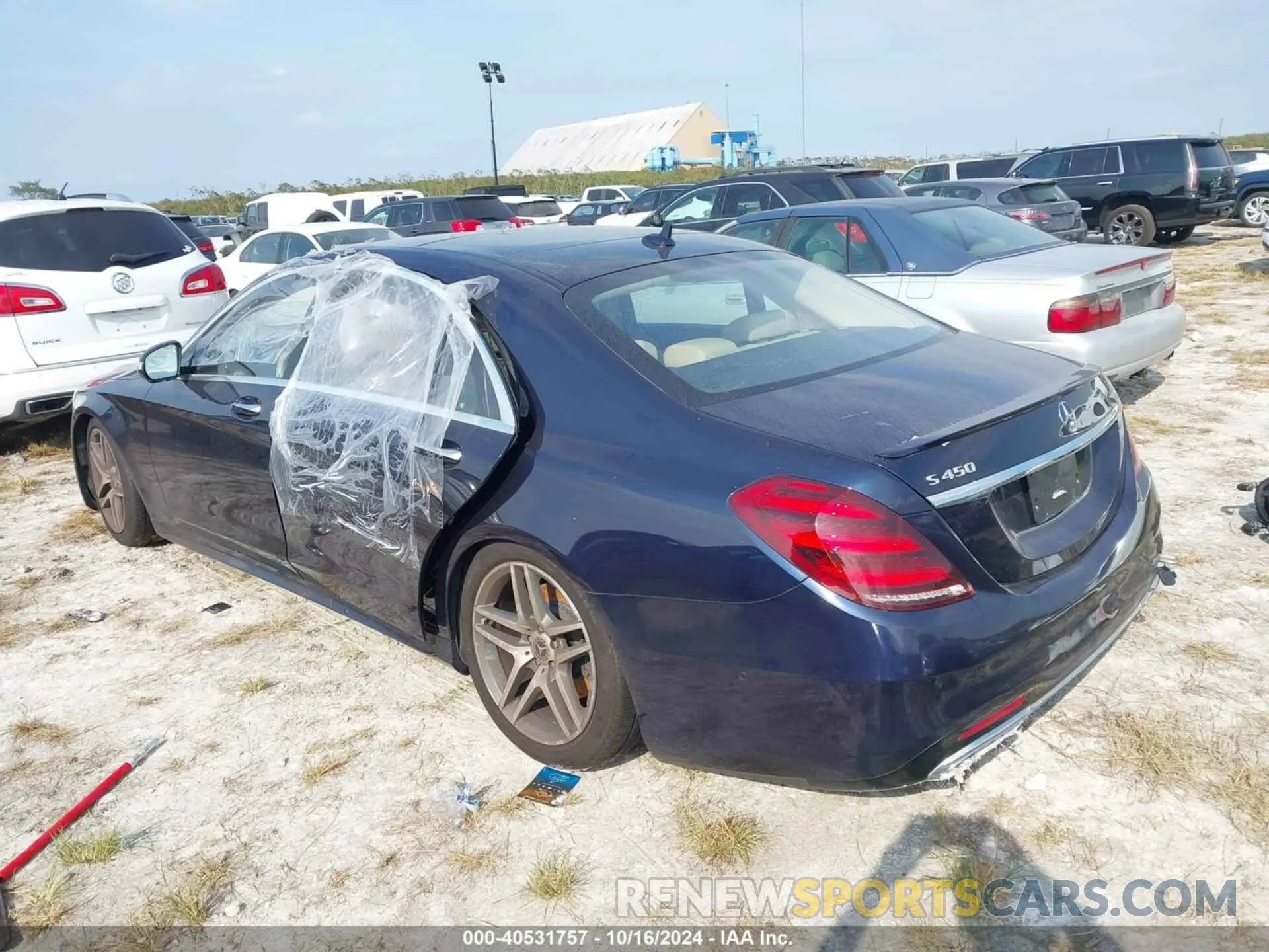 3 Photograph of a damaged car WDDUG6EB4KA423418 MERCEDES-BENZ S 450 2019
