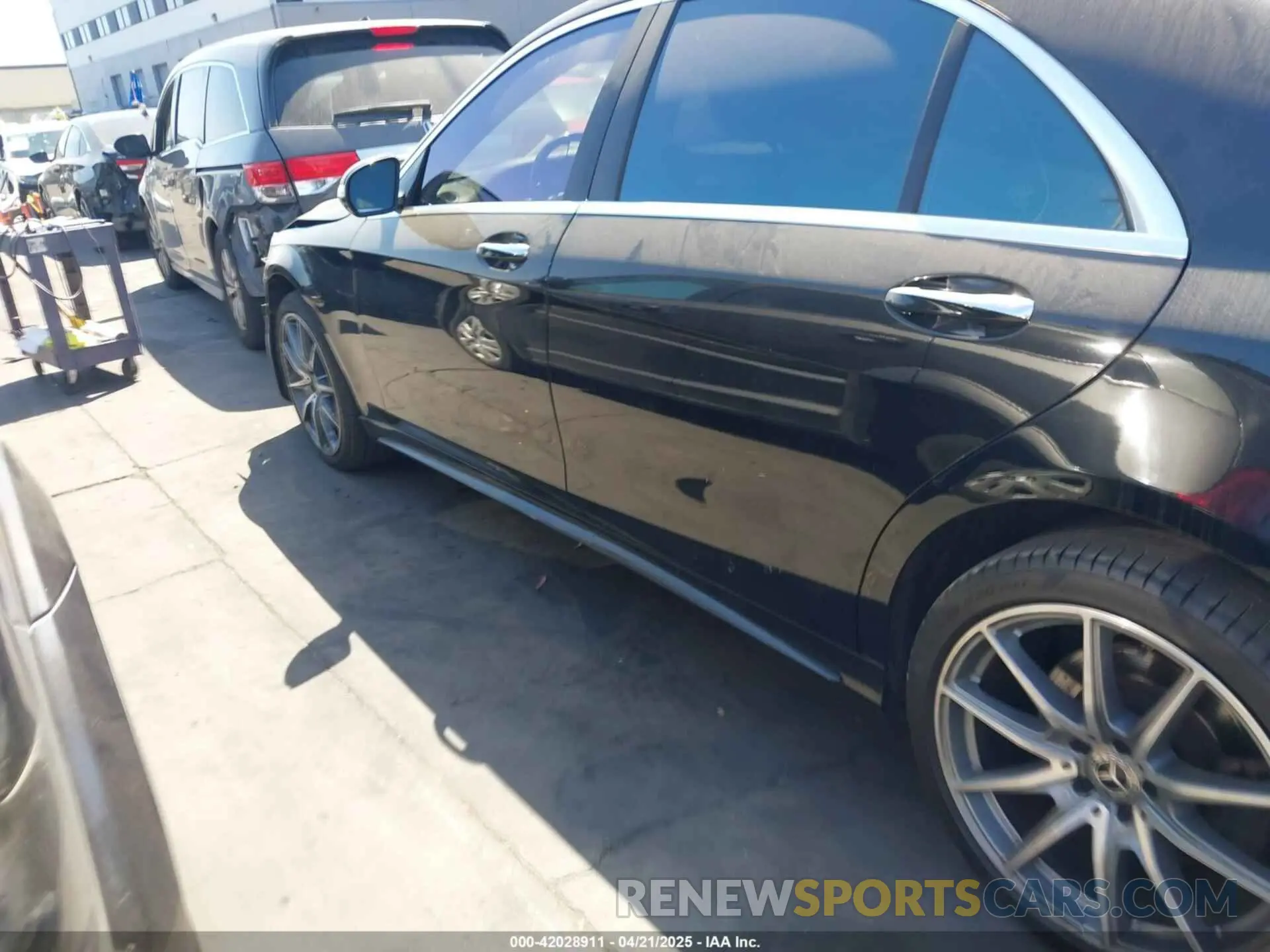 14 Photograph of a damaged car WDDUG6GB6KA496416 MERCEDES-BENZ S 450 2019