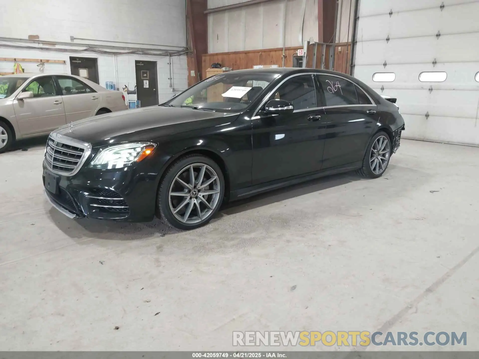 2 Photograph of a damaged car WDDUG6GB7KA455597 MERCEDES-BENZ S 450 2019