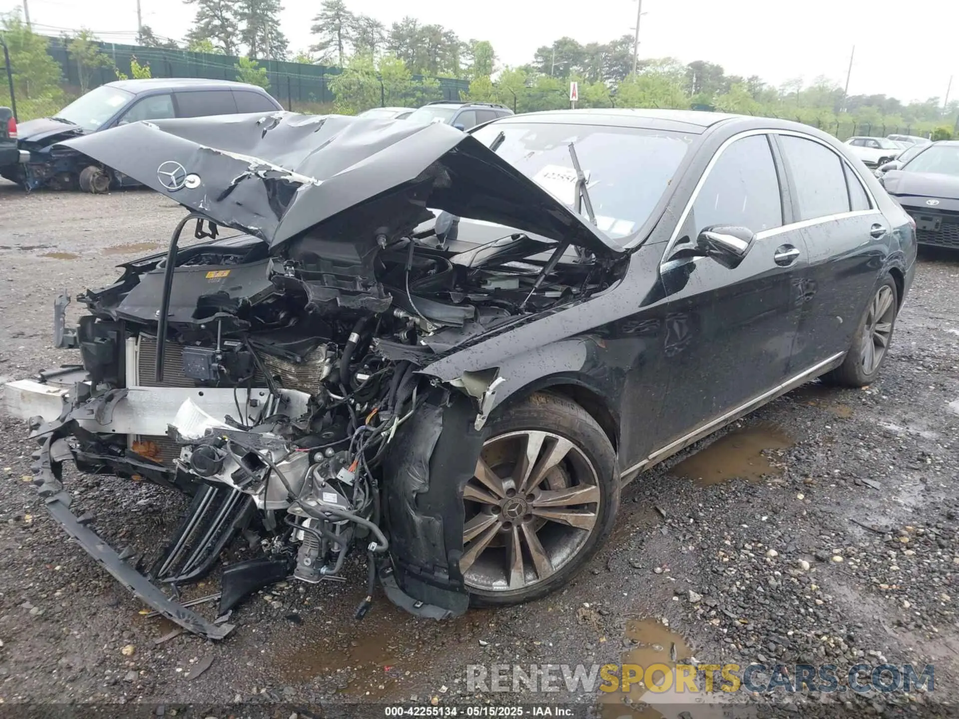 2 Photograph of a damaged car W1KUG6EBXLA528661 MERCEDES-BENZ S 450 2020