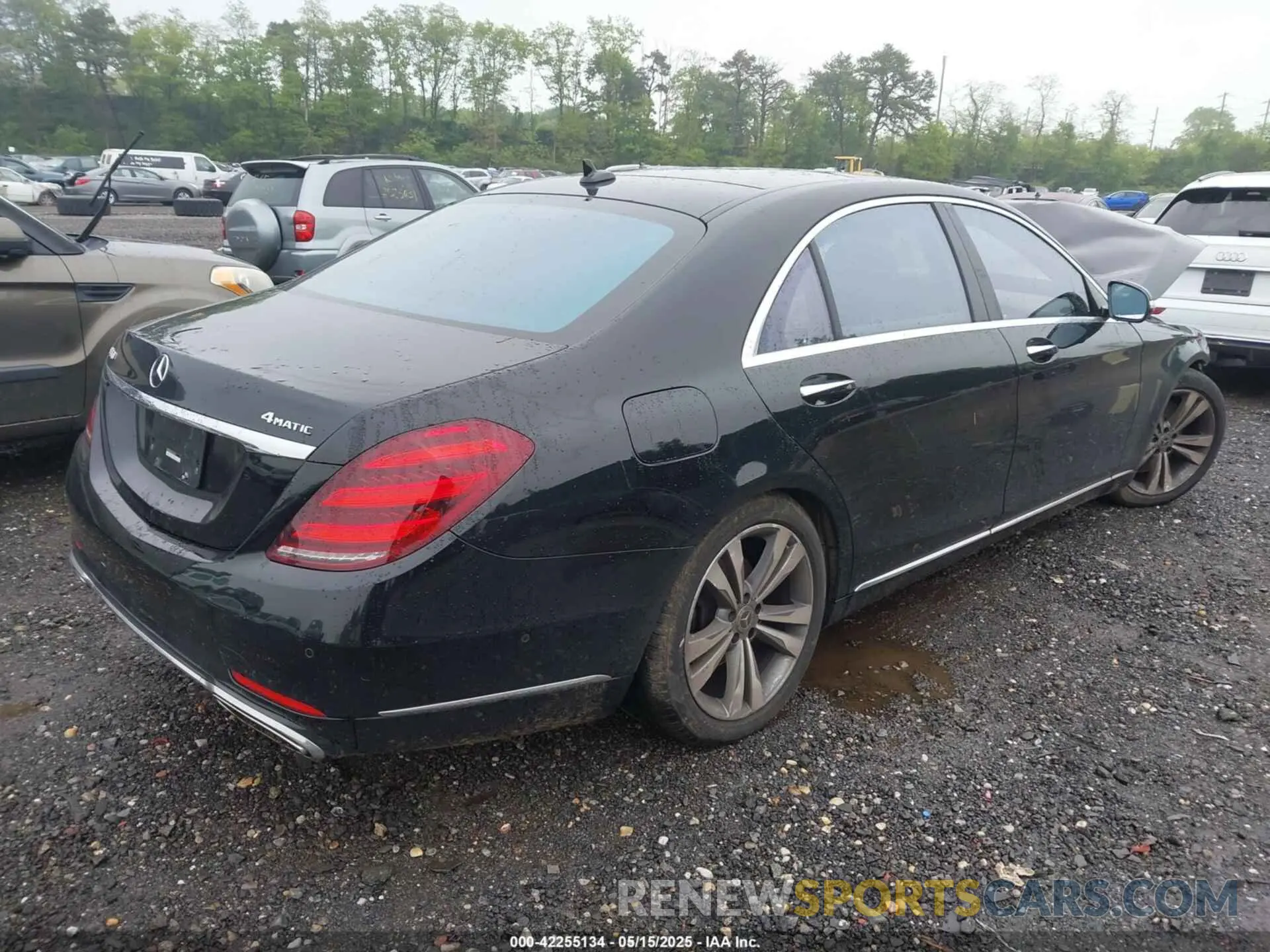 4 Photograph of a damaged car W1KUG6EBXLA528661 MERCEDES-BENZ S 450 2020