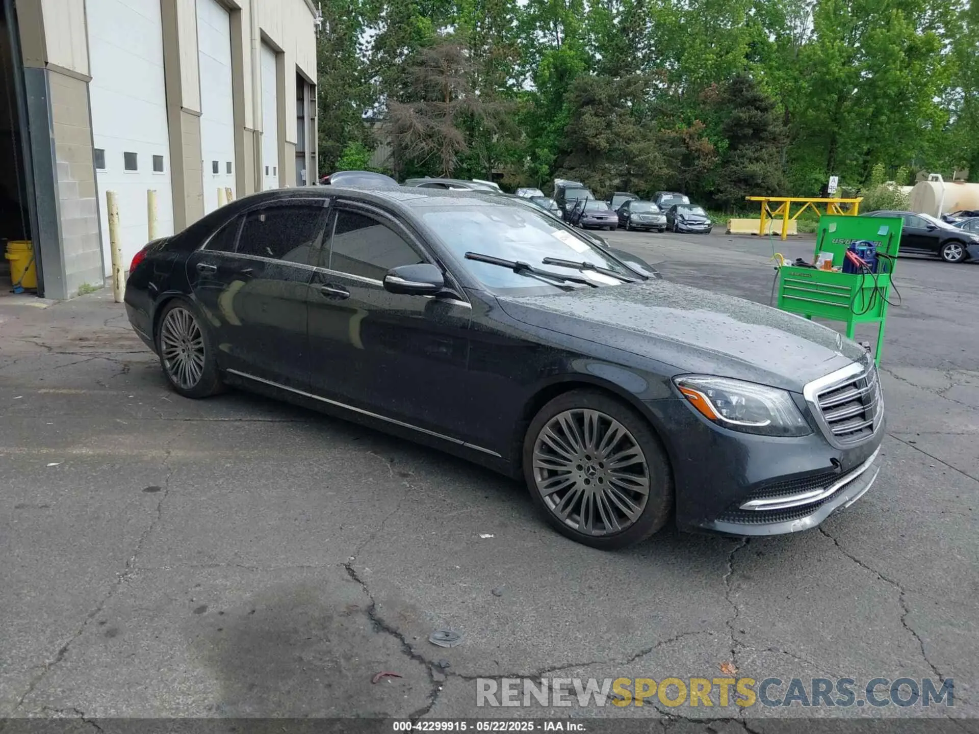 1 Photograph of a damaged car WDDUG6EB2LA516567 MERCEDES-BENZ S 450 2020