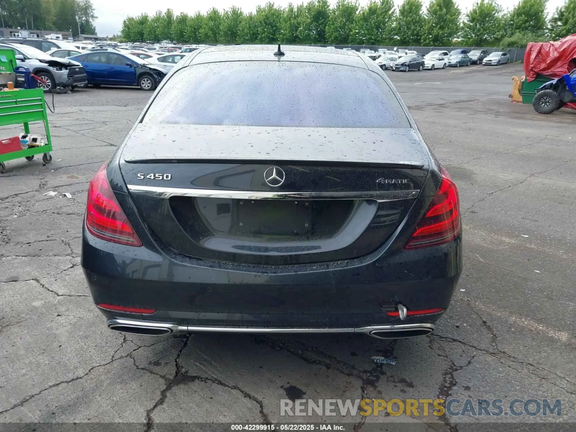 16 Photograph of a damaged car WDDUG6EB2LA516567 MERCEDES-BENZ S 450 2020