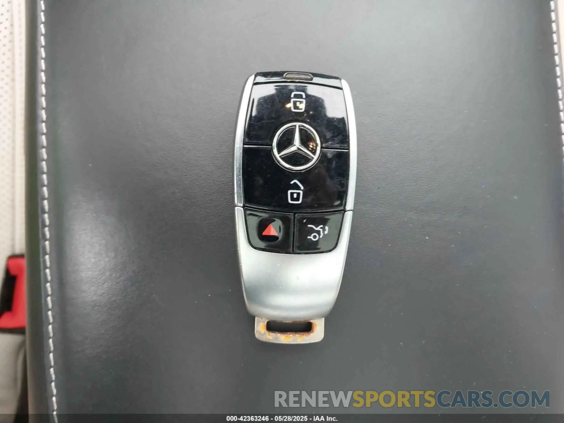 11 Photograph of a damaged car WDDUG6GB3LA507597 MERCEDES-BENZ S 450 2020