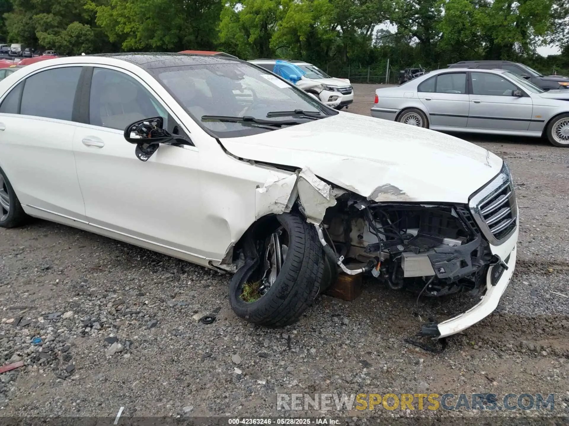 6 Photograph of a damaged car WDDUG6GB3LA507597 MERCEDES-BENZ S 450 2020