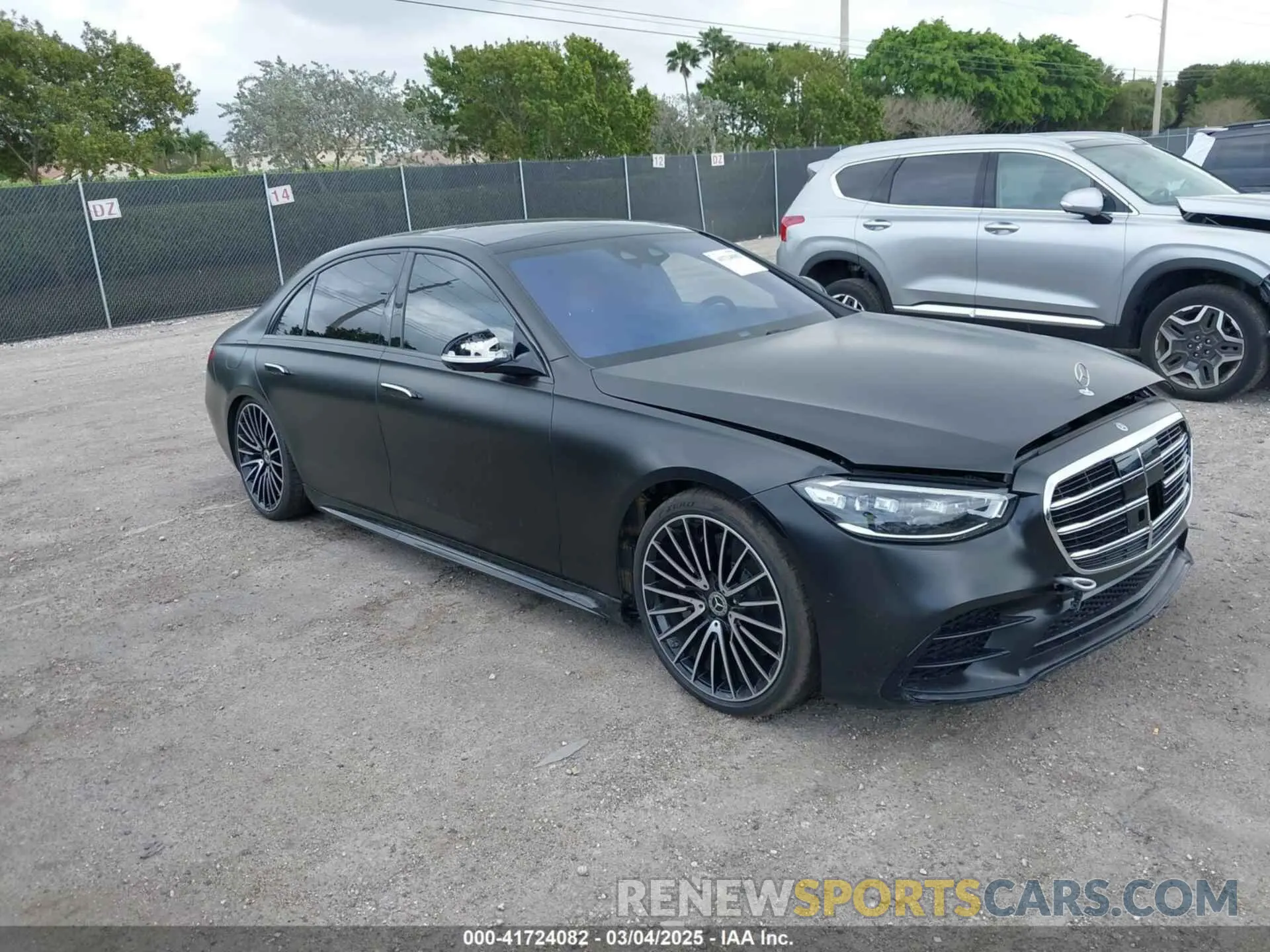 1 Photograph of a damaged car W1K6G6DB0NA148354 MERCEDES-BENZ S 500 2022