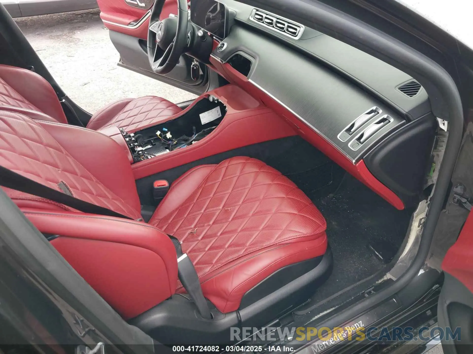 5 Photograph of a damaged car W1K6G6DB0NA148354 MERCEDES-BENZ S 500 2022