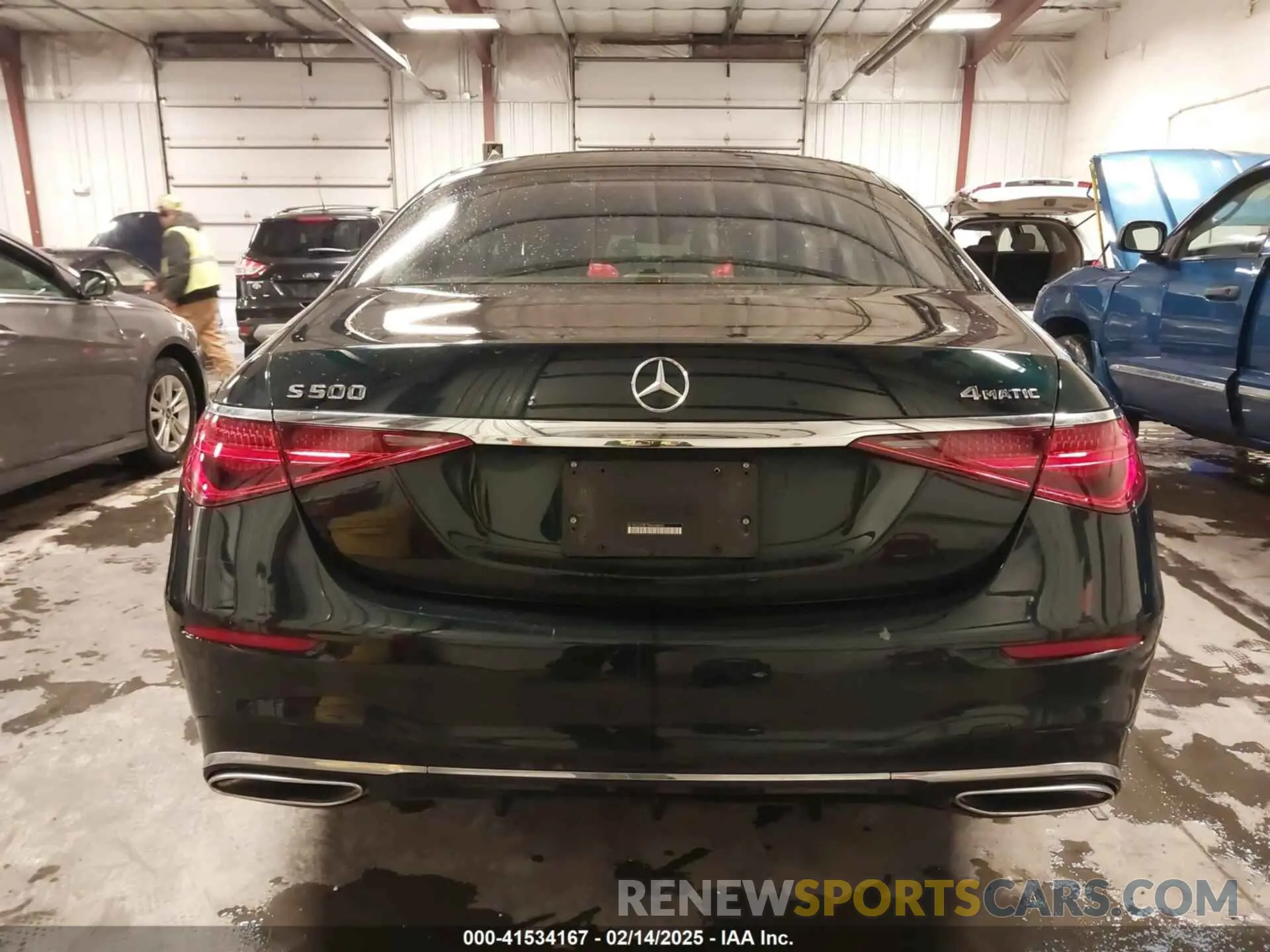 16 Photograph of a damaged car W1K6G6DB7NA068646 MERCEDES-BENZ S 500 2022
