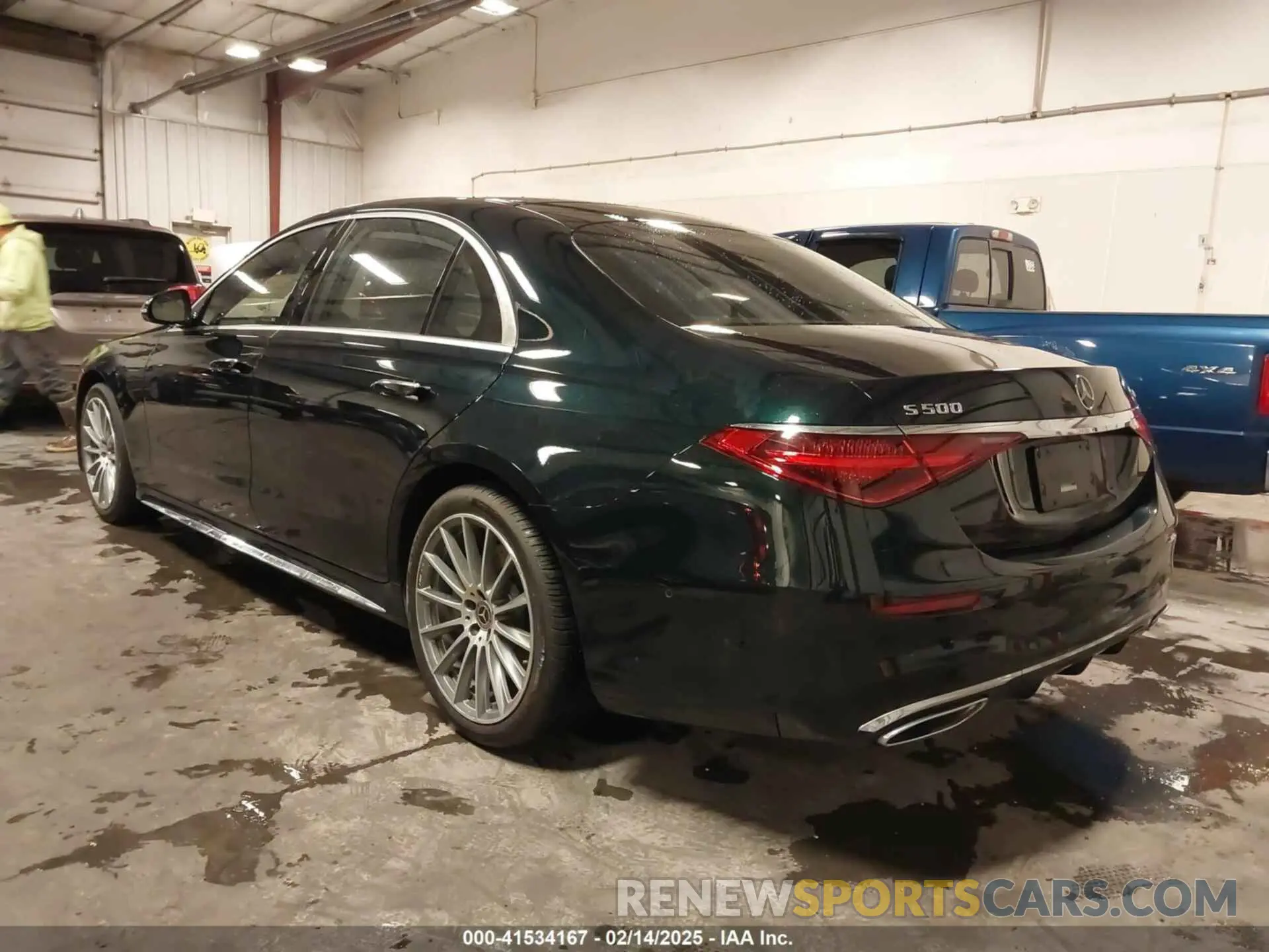 3 Photograph of a damaged car W1K6G6DB7NA068646 MERCEDES-BENZ S 500 2022