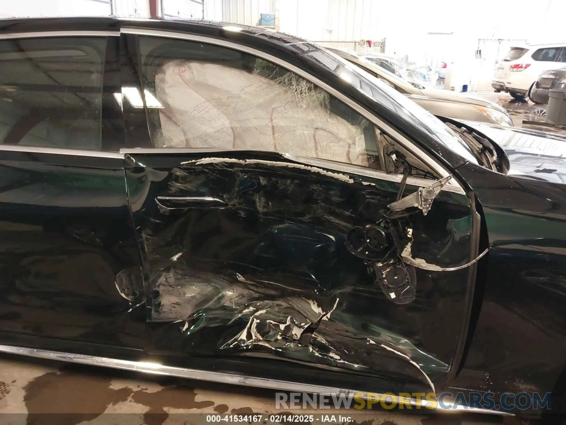 6 Photograph of a damaged car W1K6G6DB7NA068646 MERCEDES-BENZ S 500 2022