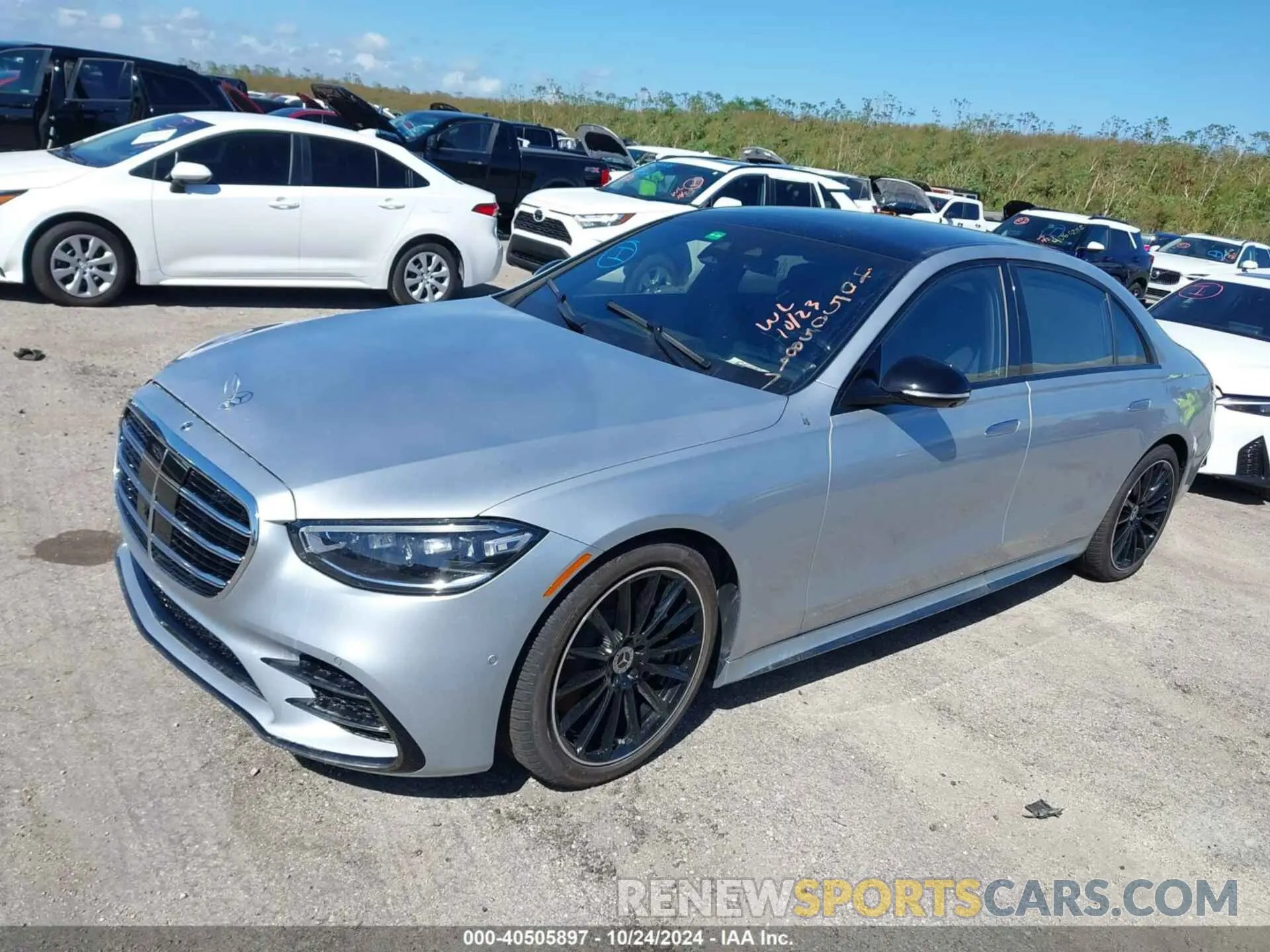 2 Photograph of a damaged car W1K6G6DB0PA208989 MERCEDES-BENZ S 500 2023