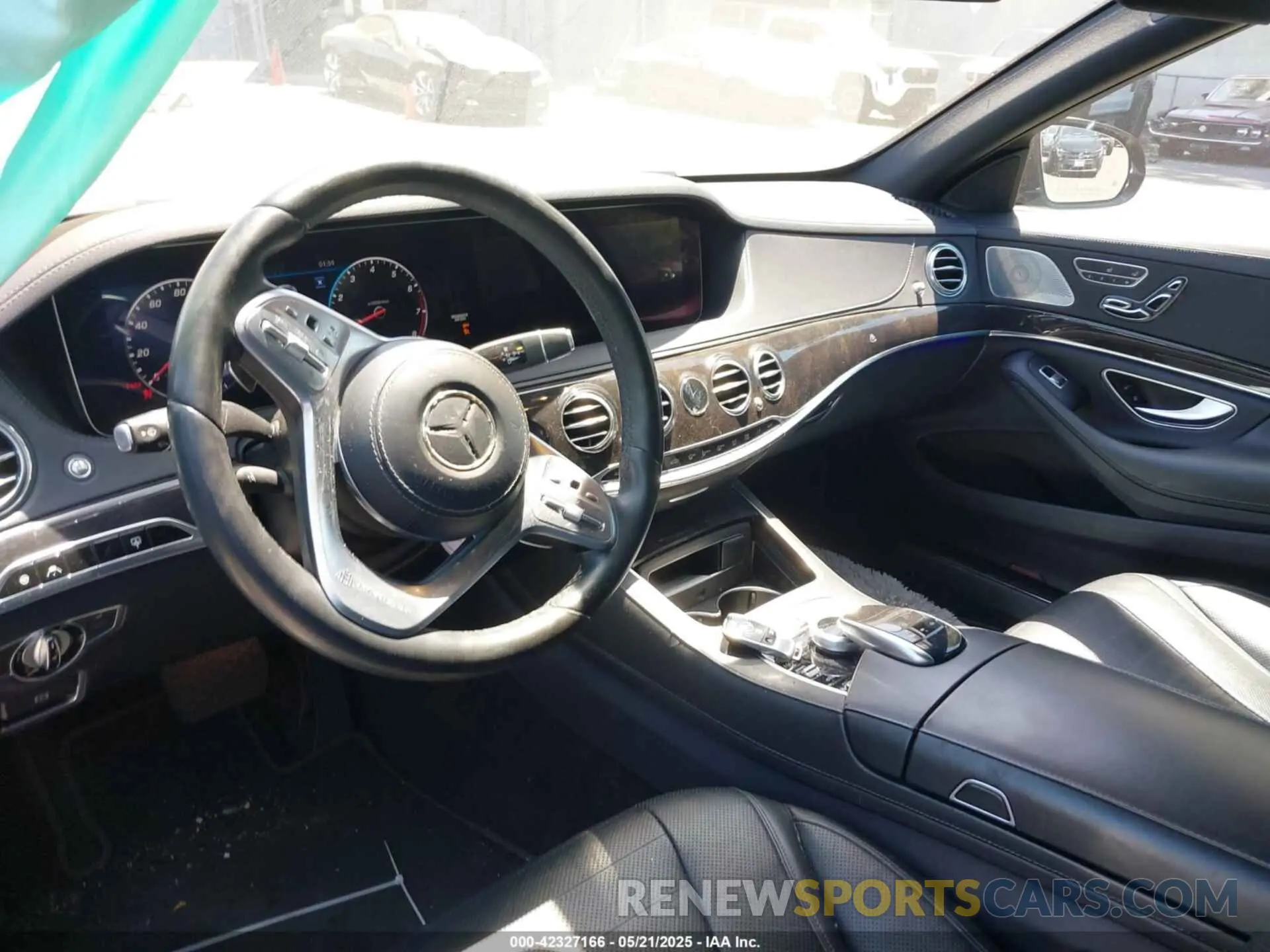 21 Photograph of a damaged car WDDUG8DB0KA456557 MERCEDES-BENZ S 560 2019
