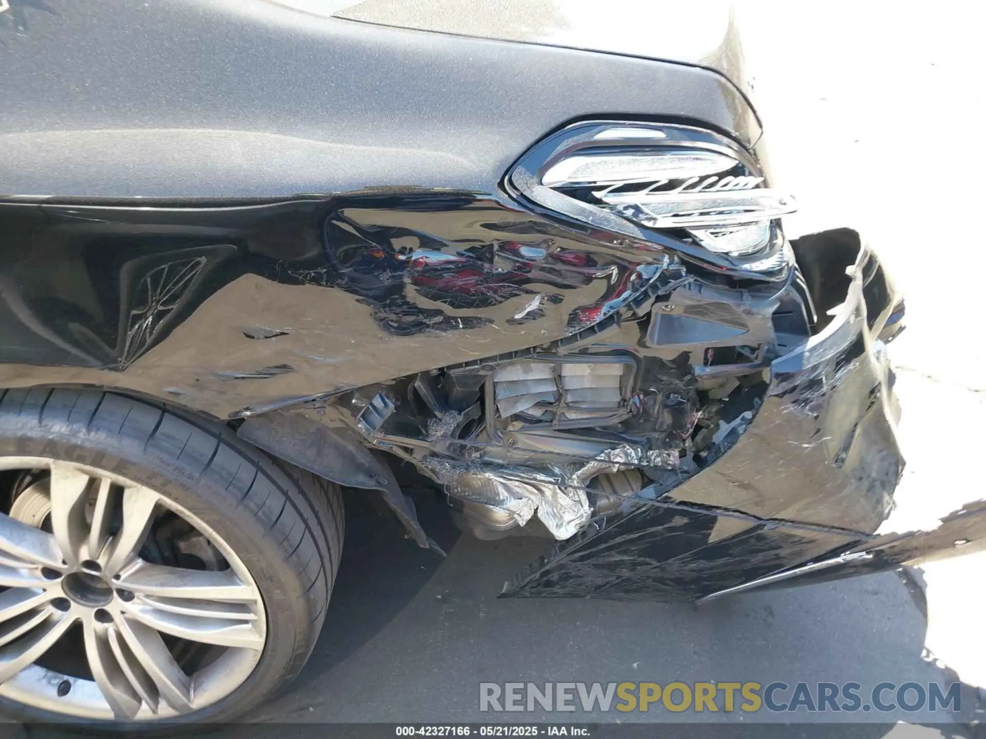 6 Photograph of a damaged car WDDUG8DB0KA456557 MERCEDES-BENZ S 560 2019