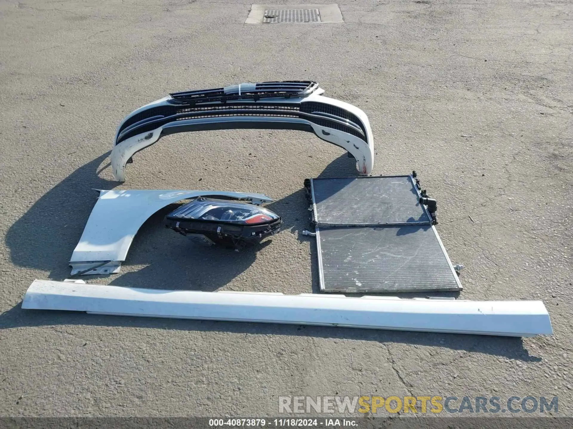 12 Photograph of a damaged car WDDUG8DB4KA426011 MERCEDES-BENZ S 560 2019