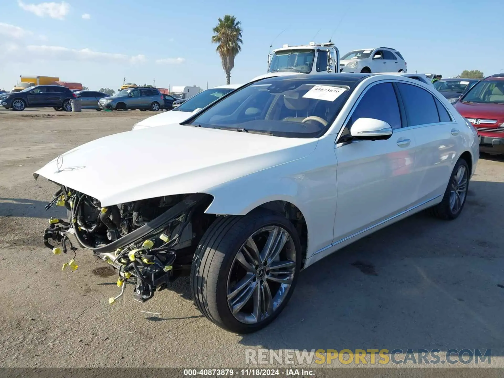 2 Photograph of a damaged car WDDUG8DB4KA426011 MERCEDES-BENZ S 560 2019