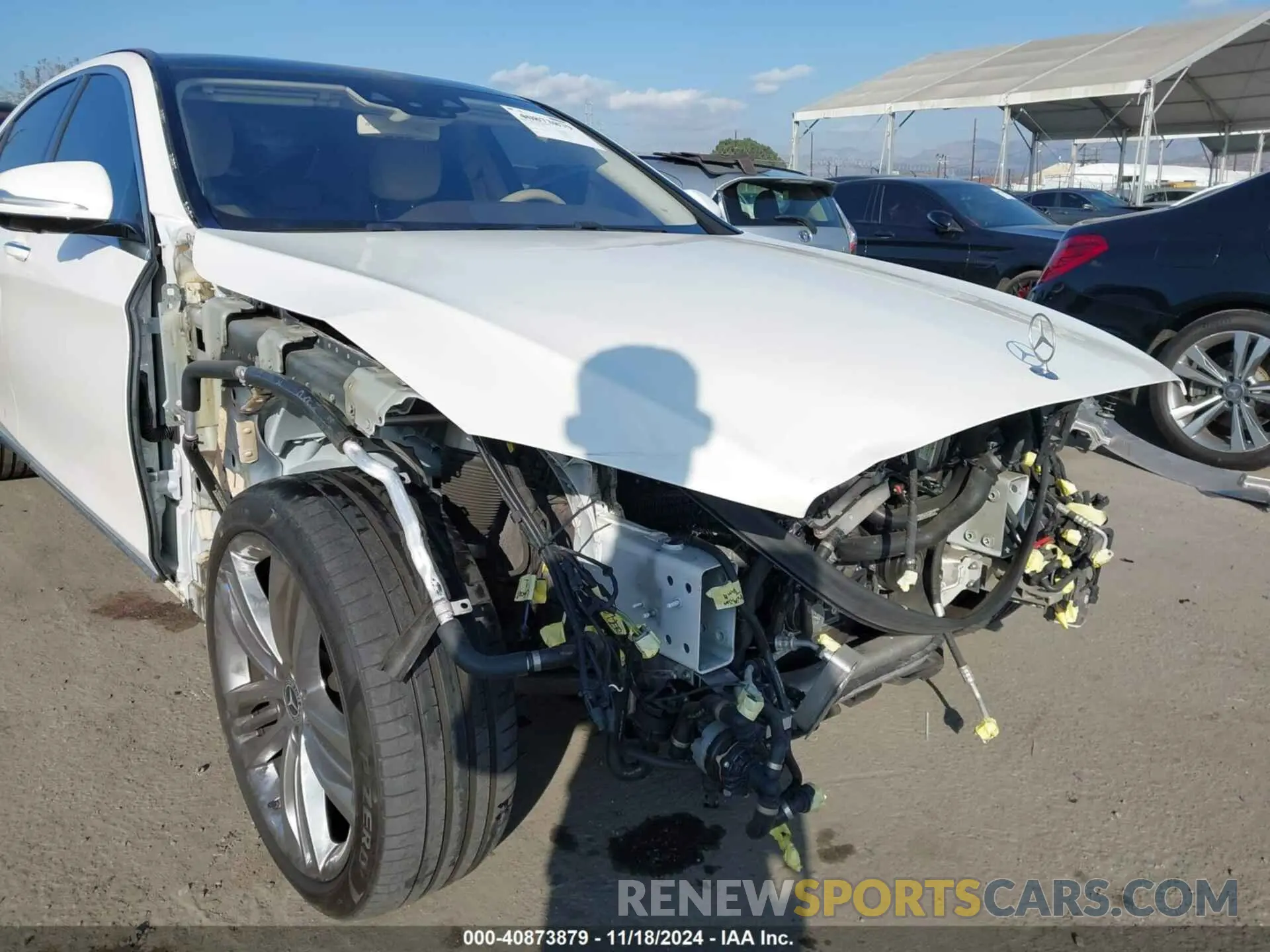 6 Photograph of a damaged car WDDUG8DB4KA426011 MERCEDES-BENZ S 560 2019