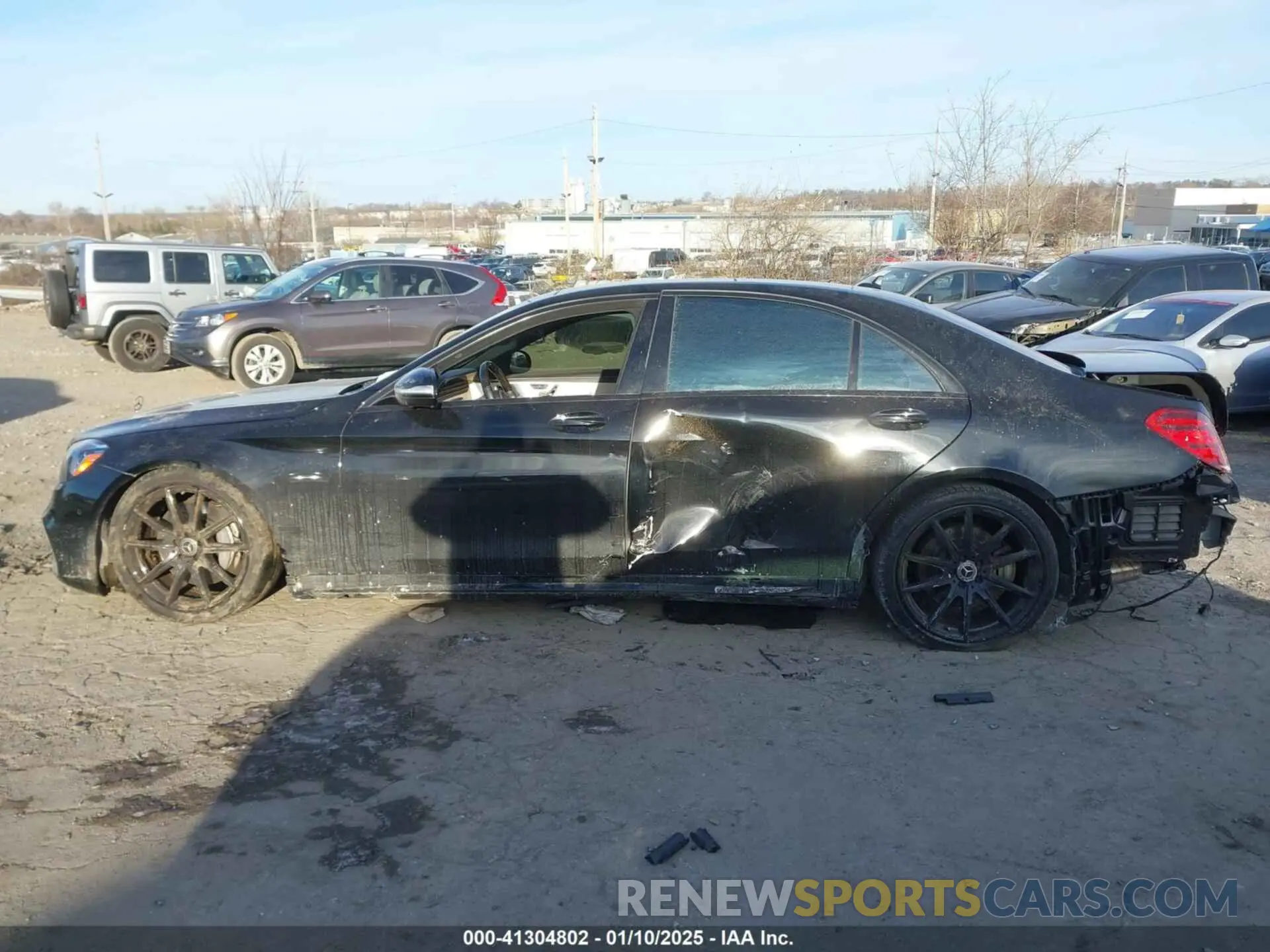 13 Photograph of a damaged car WDDUG8DB6KA496769 MERCEDES-BENZ S 560 2019