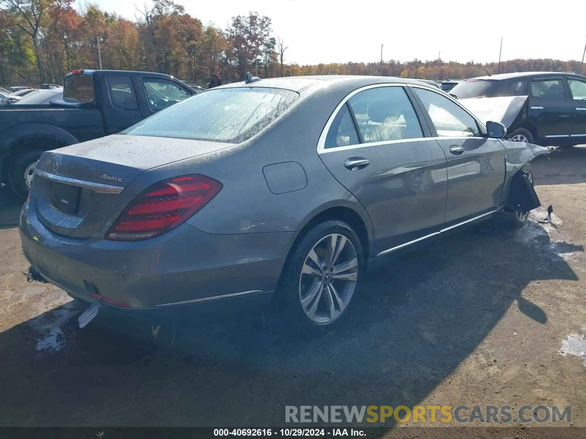 4 Photograph of a damaged car WDDUG8GB1KA444168 MERCEDES-BENZ S 560 2019
