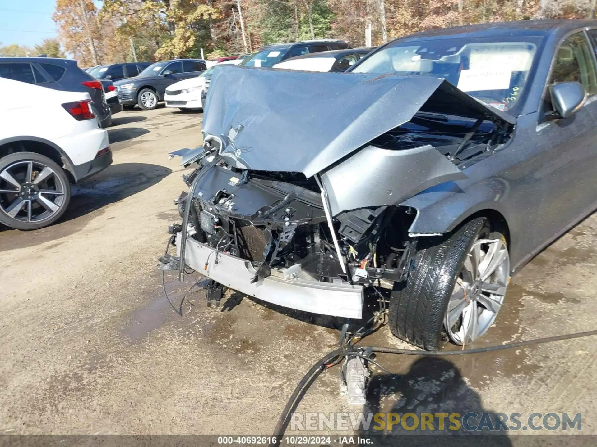 6 Photograph of a damaged car WDDUG8GB1KA444168 MERCEDES-BENZ S 560 2019