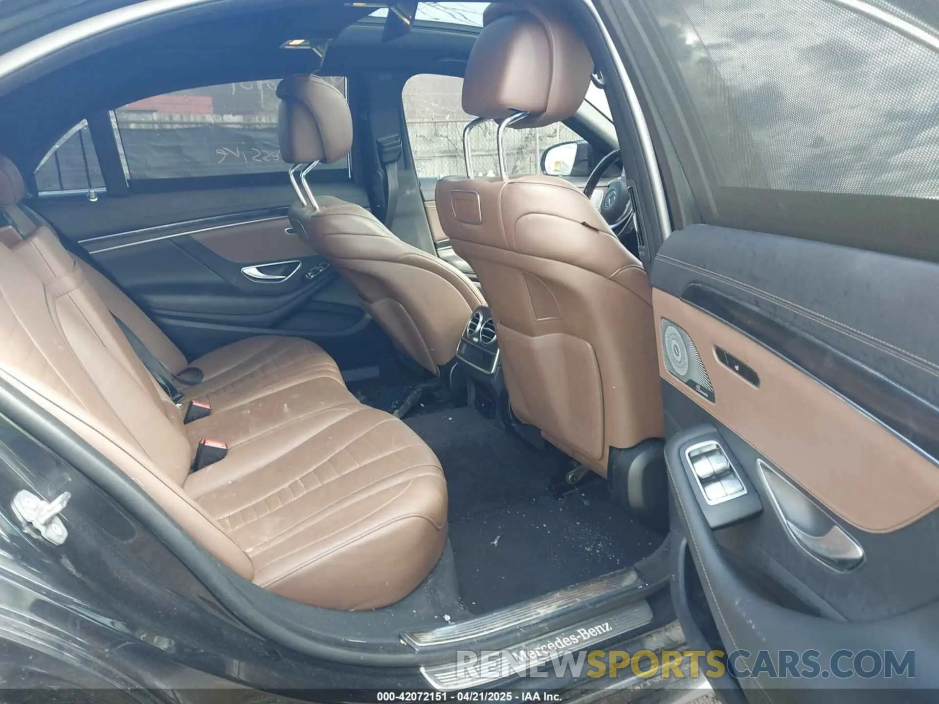 8 Photograph of a damaged car WDDUG8GB7KA473948 MERCEDES-BENZ S 560 2019