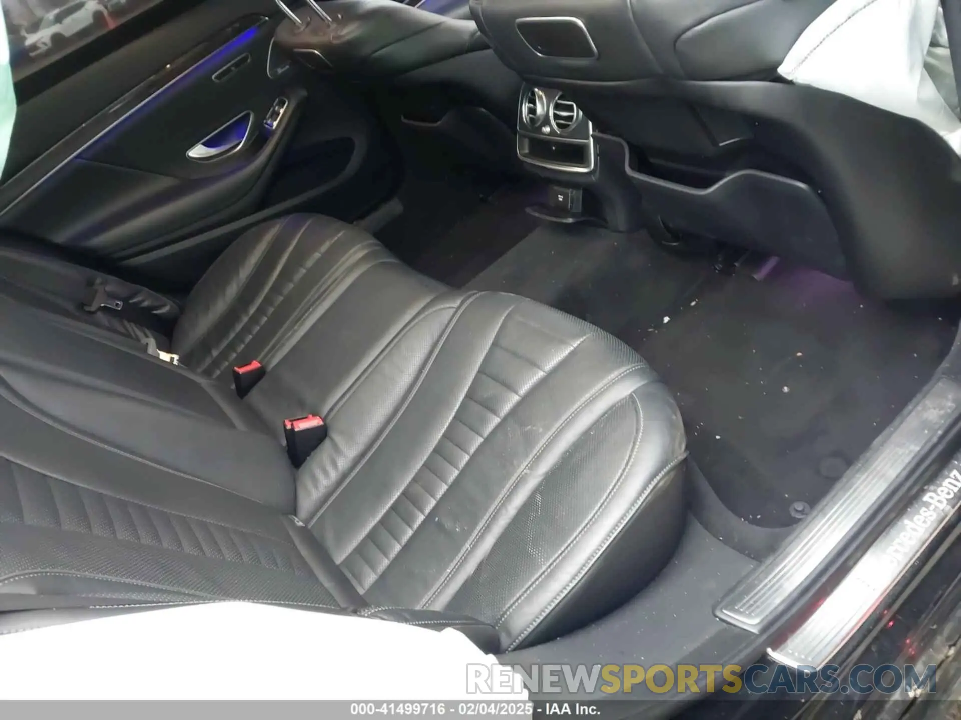 8 Photograph of a damaged car WDDUG8GB9KA429594 MERCEDES-BENZ S 560 2019