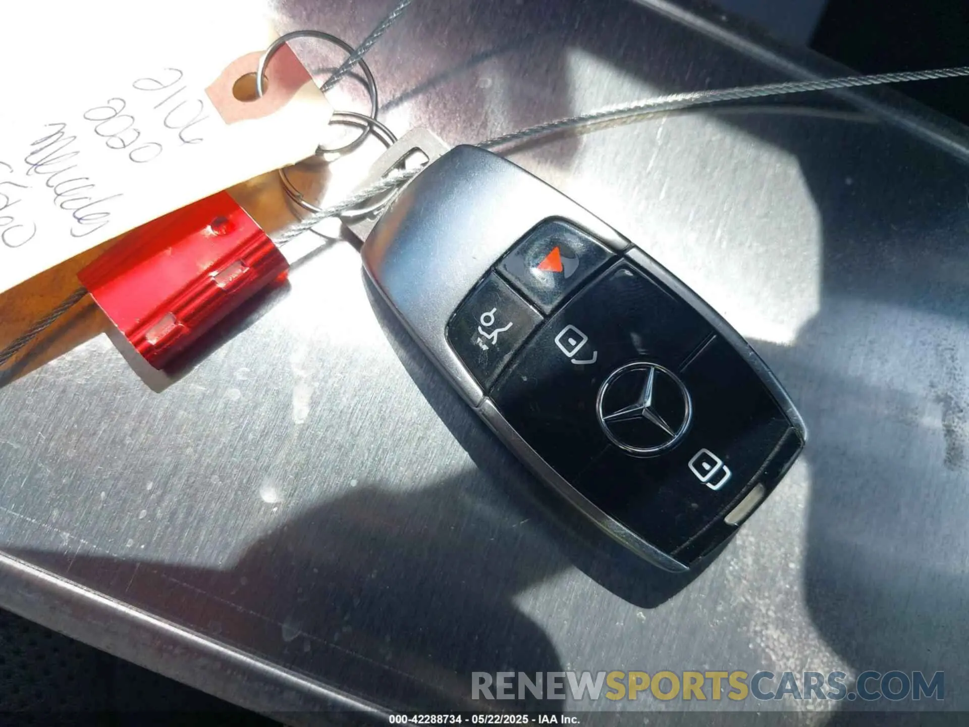 11 Photograph of a damaged car WDDUG8GB8LA502083 MERCEDES-BENZ S 560 2020