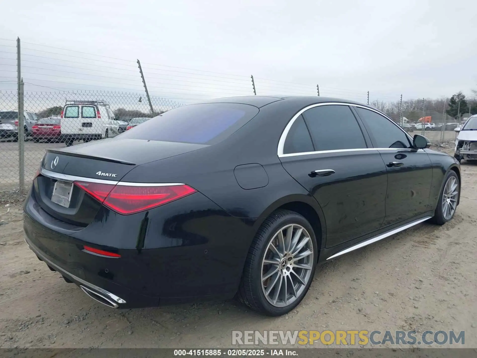 4 Photograph of a damaged car W1K6G7GB1MA037005 MERCEDES-BENZ S 580 2021