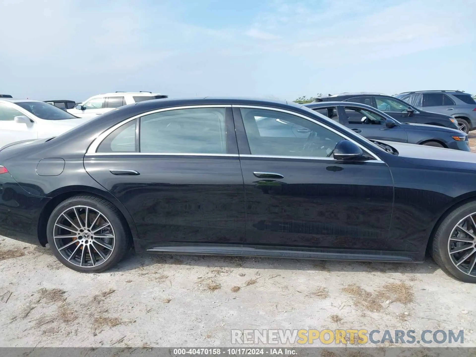 13 Photograph of a damaged car W1K6G7GB4MA022269 MERCEDES-BENZ S 580 2021