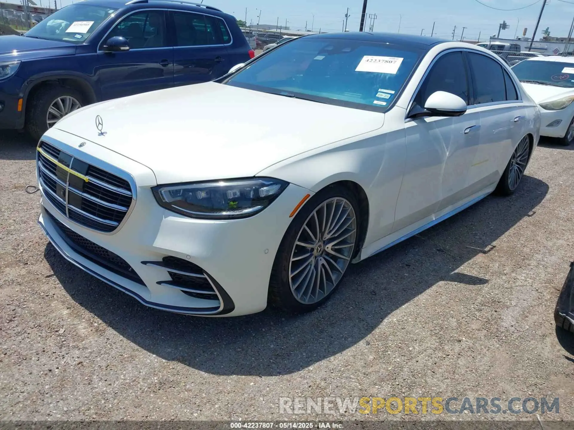 2 Photograph of a damaged car W1K6G7GB5MA022278 MERCEDES-BENZ S 580 2021