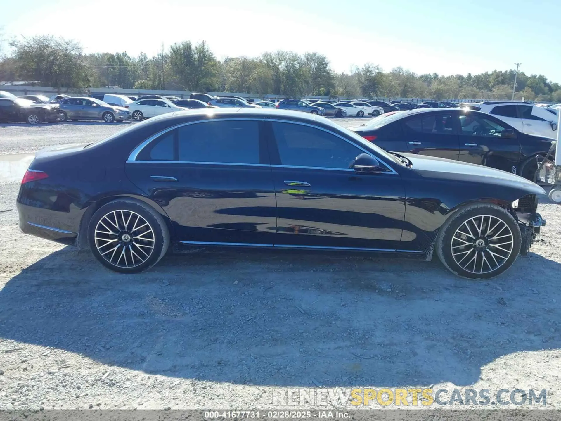 14 Photograph of a damaged car W1K6G7GB8MA018208 MERCEDES-BENZ S 580 2021