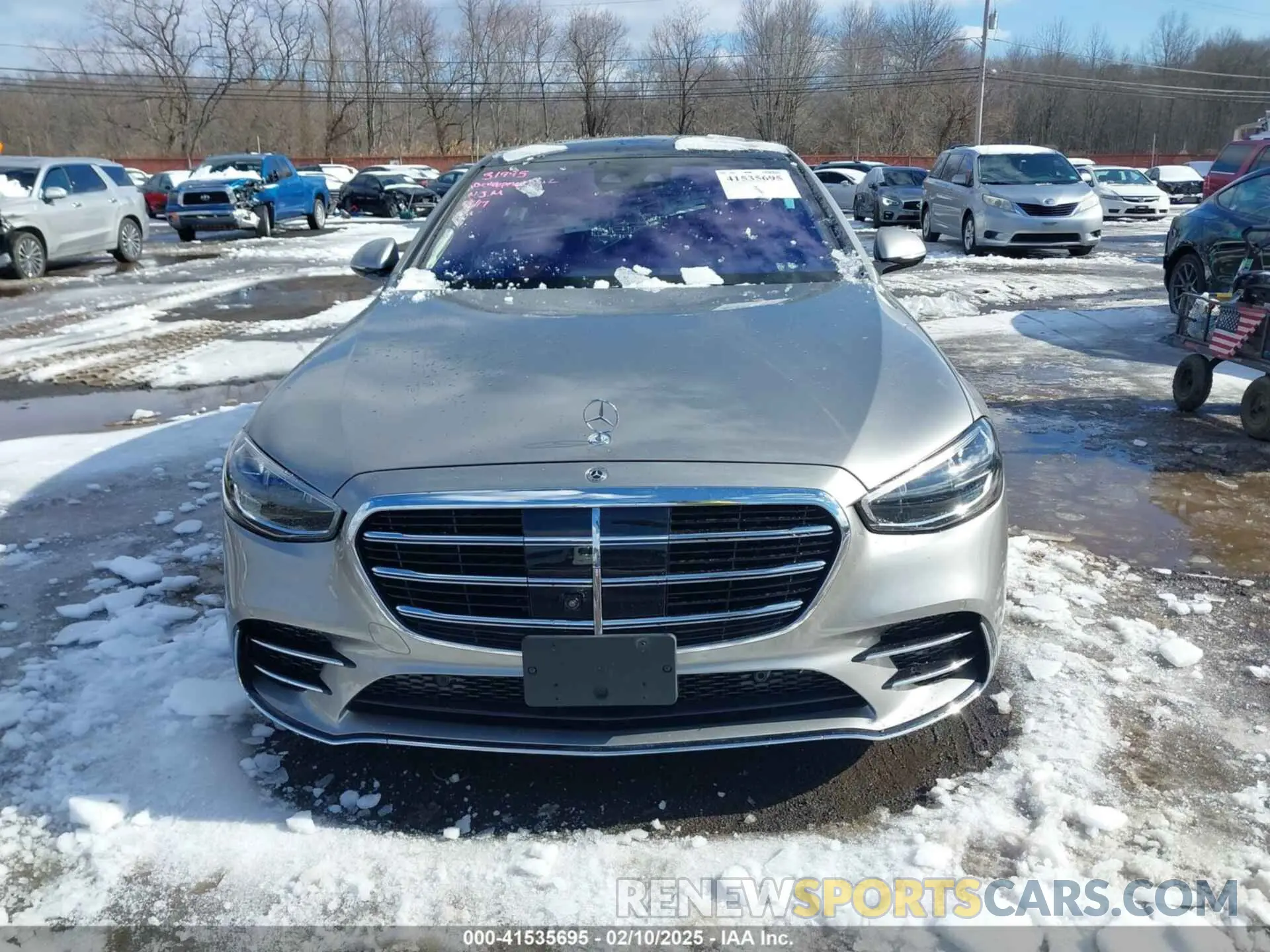 13 Photograph of a damaged car W1K6G7GB8MA021061 MERCEDES-BENZ S 580 2021