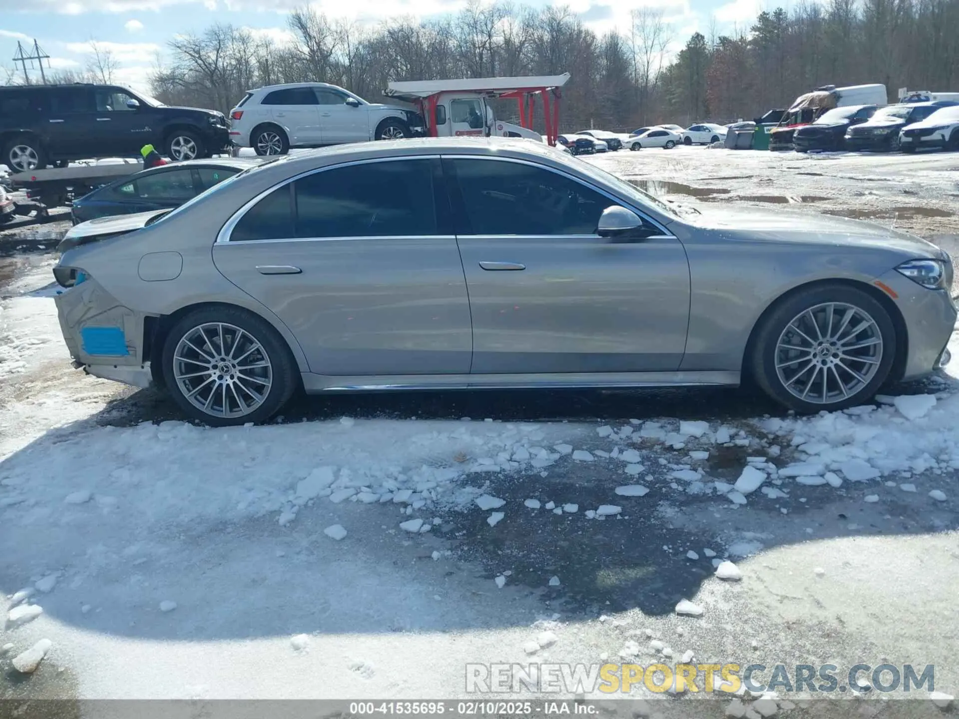 14 Photograph of a damaged car W1K6G7GB8MA021061 MERCEDES-BENZ S 580 2021