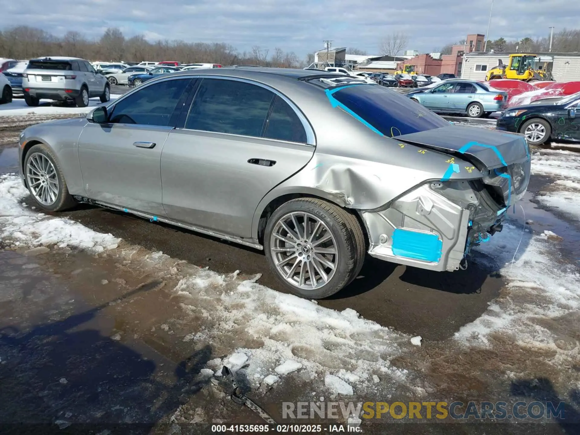 3 Photograph of a damaged car W1K6G7GB8MA021061 MERCEDES-BENZ S 580 2021