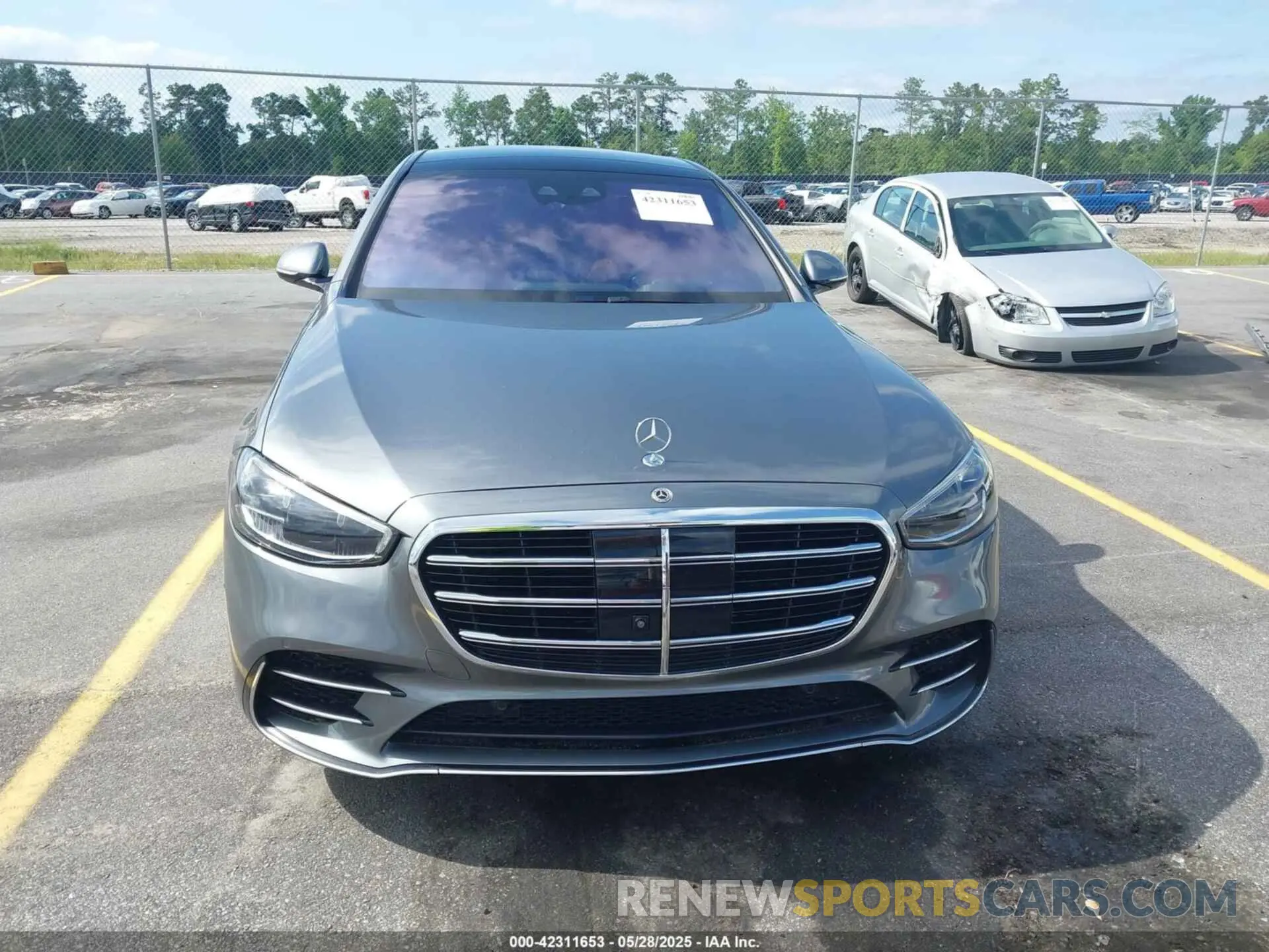 12 Photograph of a damaged car W1K6G7GB8MA029712 MERCEDES-BENZ S 580 2021