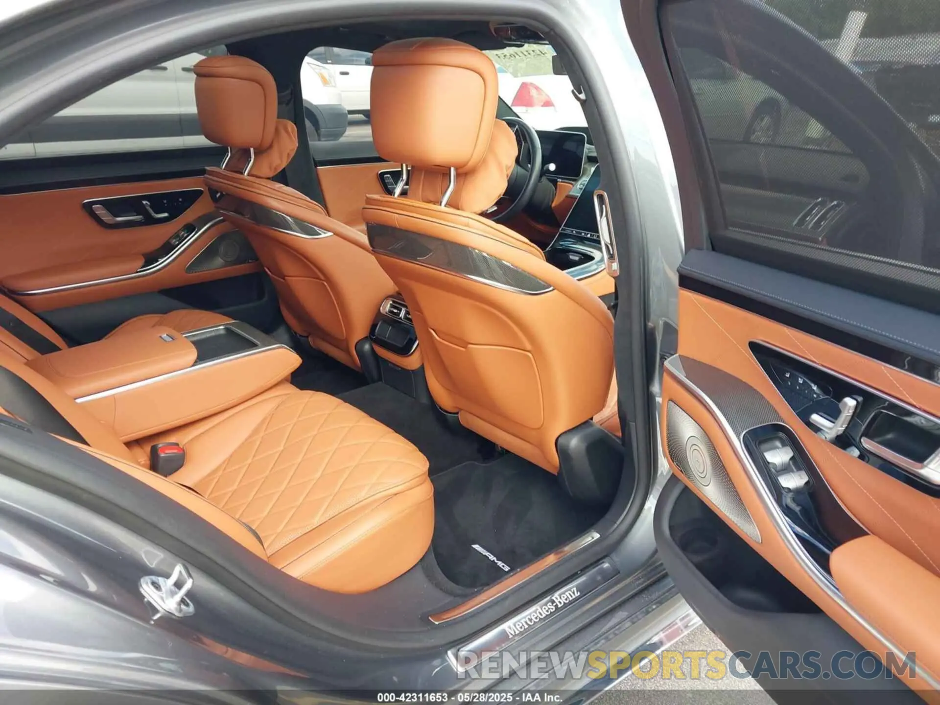 8 Photograph of a damaged car W1K6G7GB8MA029712 MERCEDES-BENZ S 580 2021