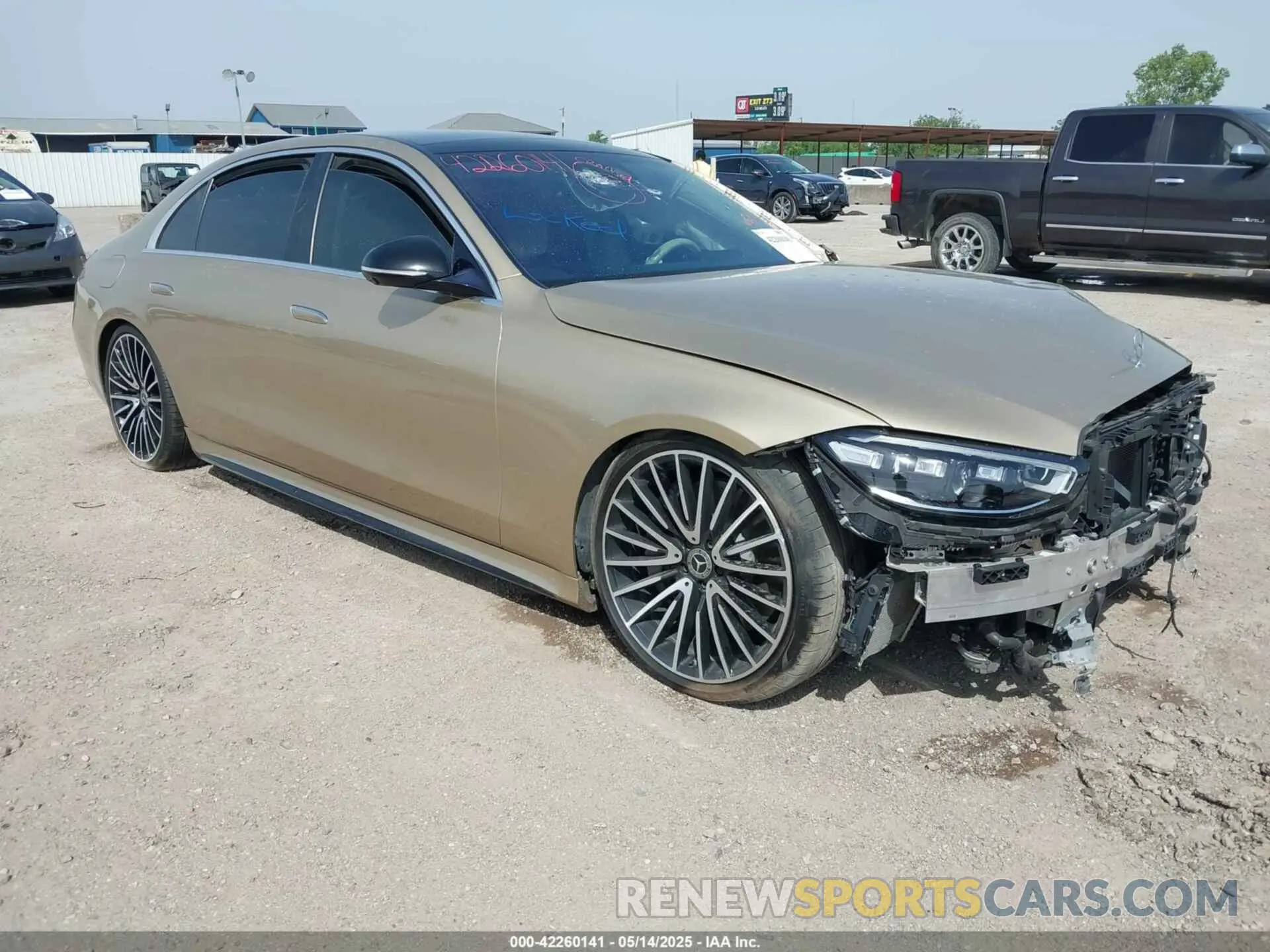 1 Photograph of a damaged car W1K6G7GB0NA083989 MERCEDES-BENZ S 580 2022