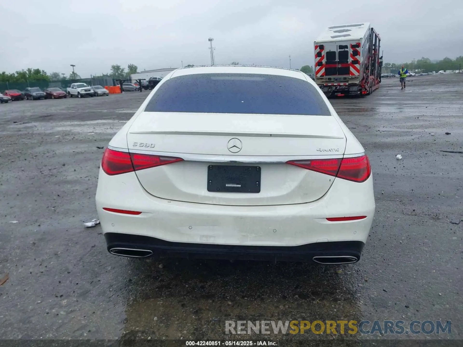 15 Photograph of a damaged car W1K6G7GB0NA143124 MERCEDES-BENZ S 580 2022