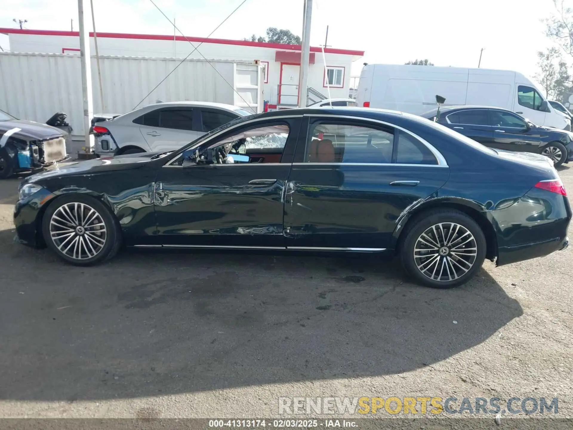 13 Photograph of a damaged car W1K6G7GB6NA151826 MERCEDES-BENZ S 580 2022