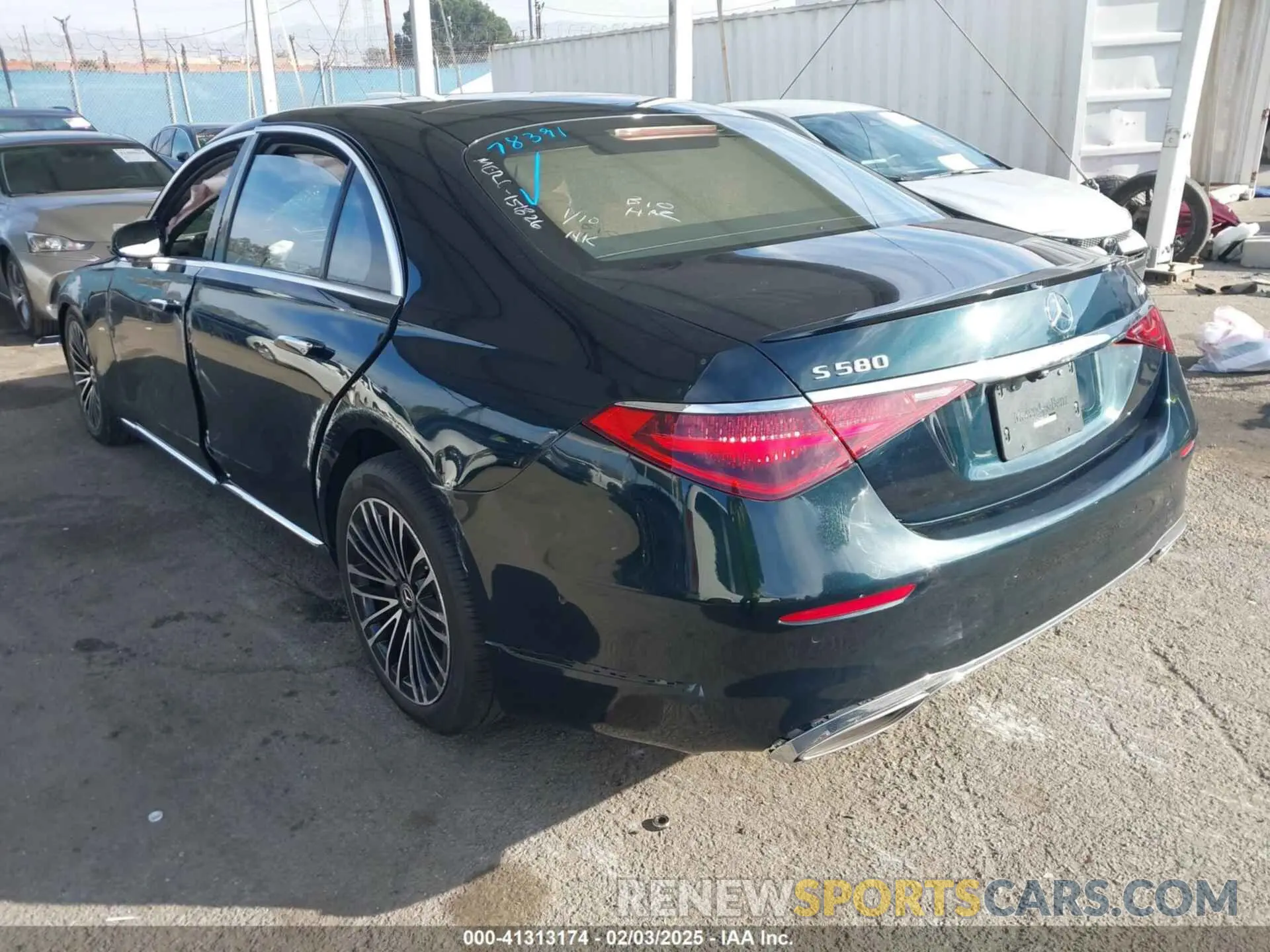 3 Photograph of a damaged car W1K6G7GB6NA151826 MERCEDES-BENZ S 580 2022