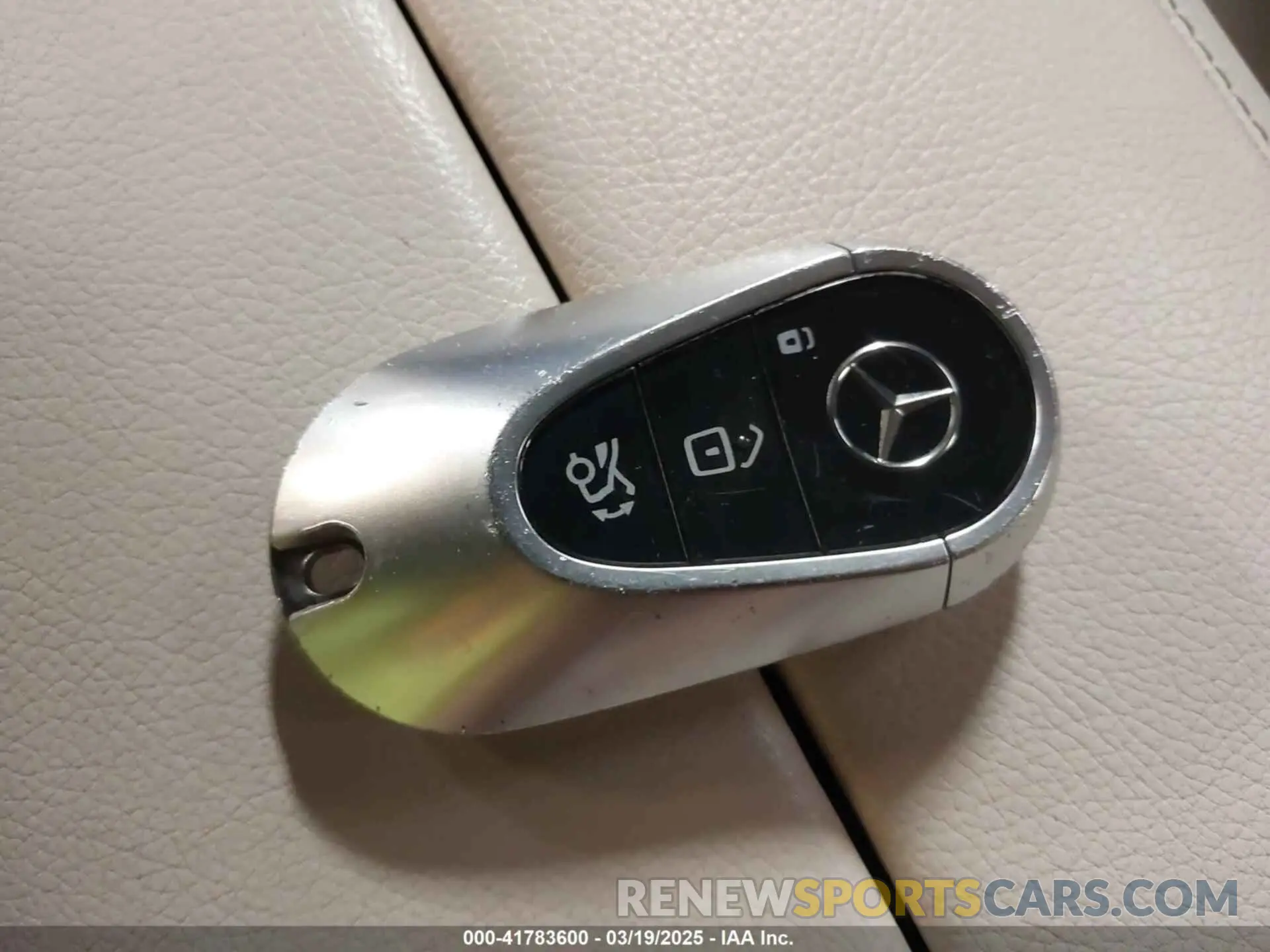 11 Photograph of a damaged car W1K6G7GB7NA155304 MERCEDES-BENZ S 580 2022