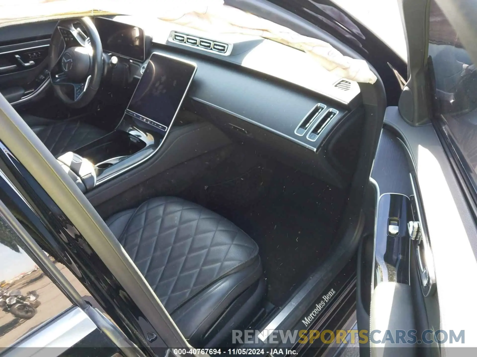 5 Photograph of a damaged car W1K6G7GB9NA106024 MERCEDES-BENZ S 580 2022