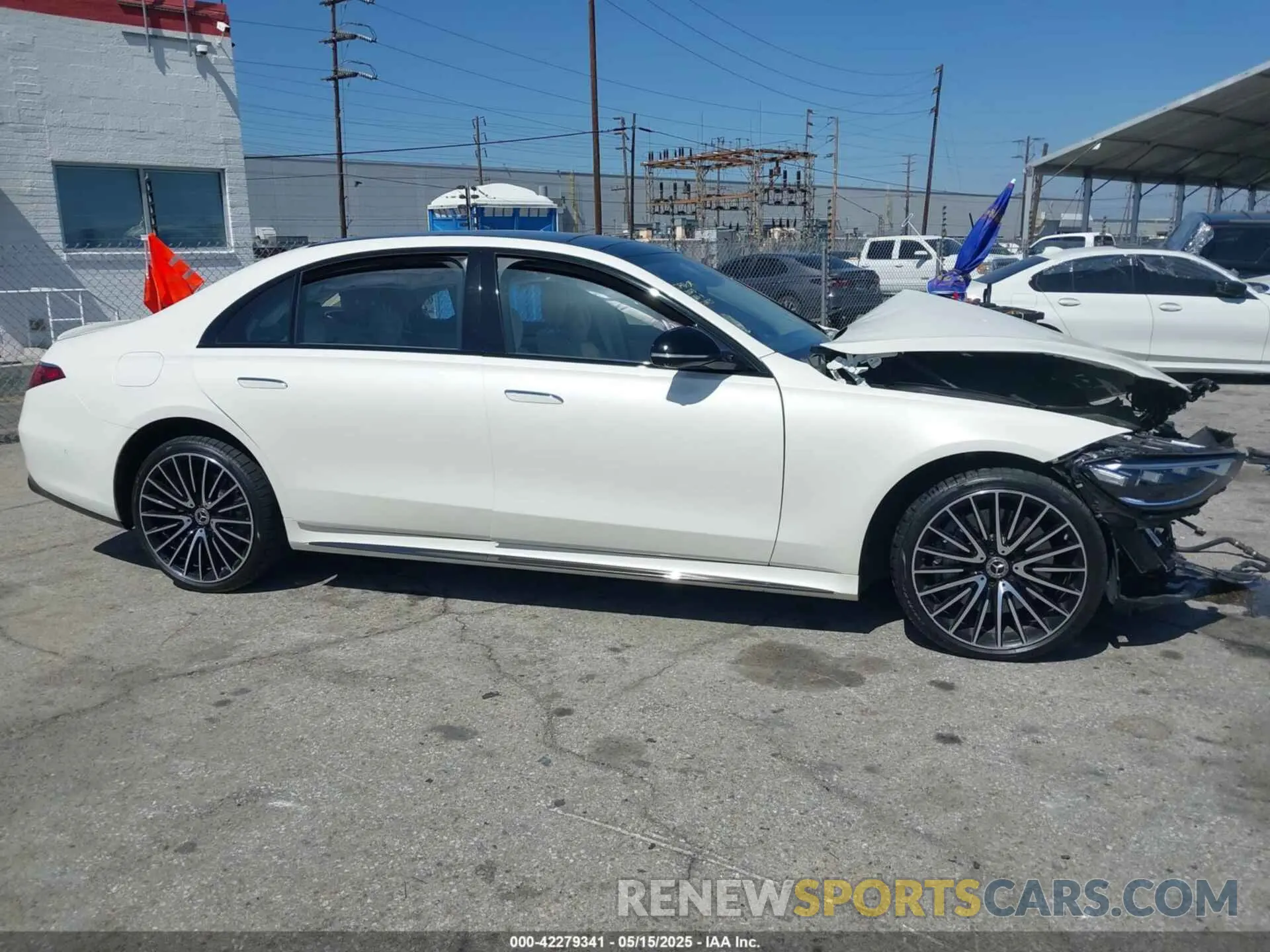 14 Photograph of a damaged car W1K6G7GB6PA235373 MERCEDES-BENZ S 580 2023