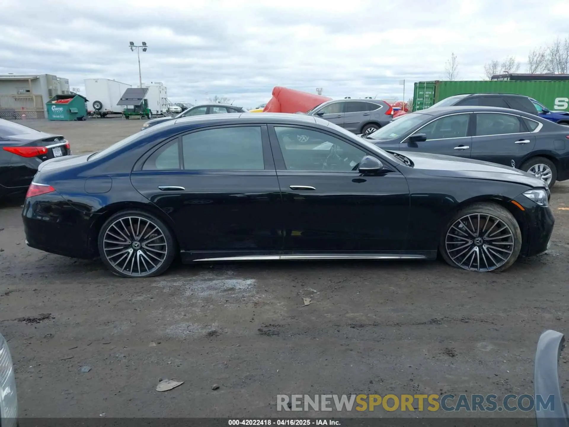 12 Photograph of a damaged car W1K6G7GB7PA204391 MERCEDES-BENZ S 580 2023