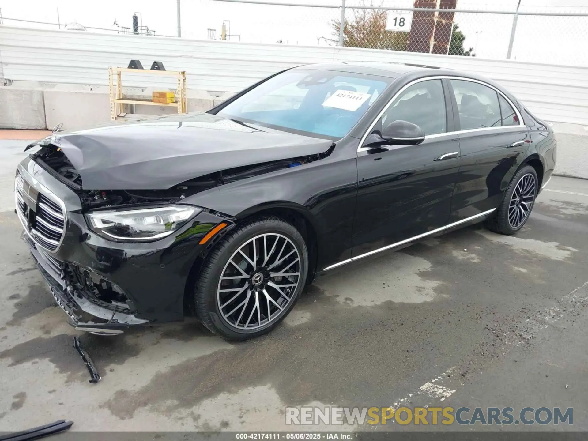 2 Photograph of a damaged car W1K6G7GB9RA259265 MERCEDES-BENZ S 580 2024