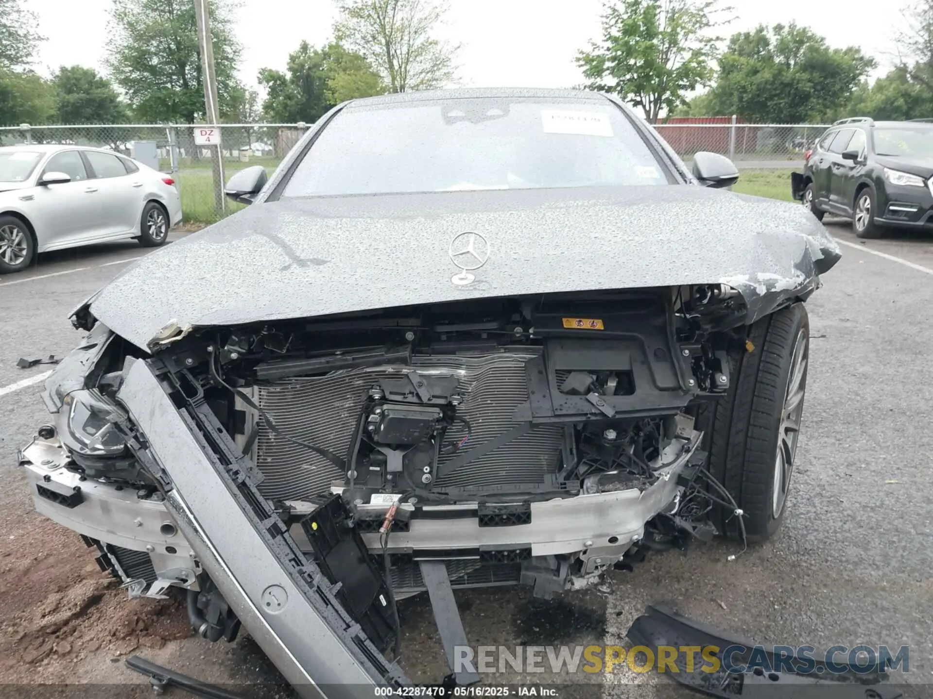 6 Photograph of a damaged car W1K6G7GBXRA269738 MERCEDES-BENZ S 580 2024