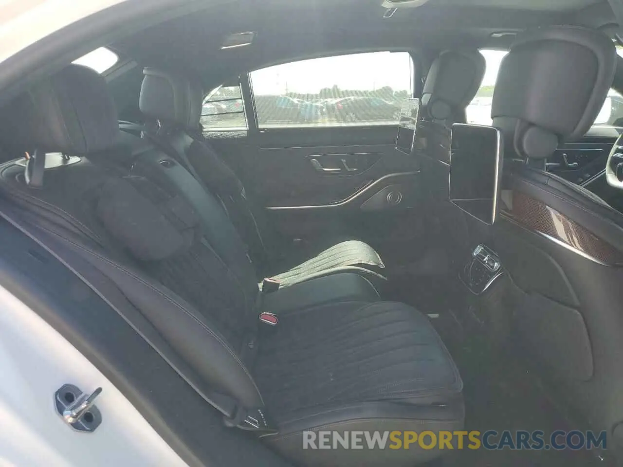 10 Photograph of a damaged car W1K6G8CB0RA269470 MERCEDES-BENZ S 63 E PER 2024